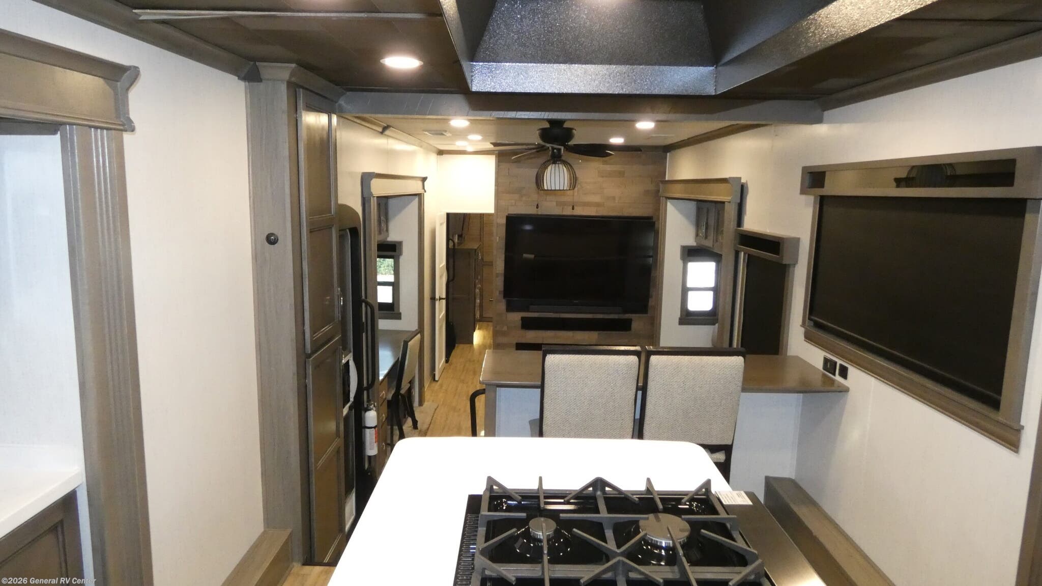 2023 Forest River RiverStone 391FSK - Used Fifth Wheel For Sale by General RV Center in Dover, Florida