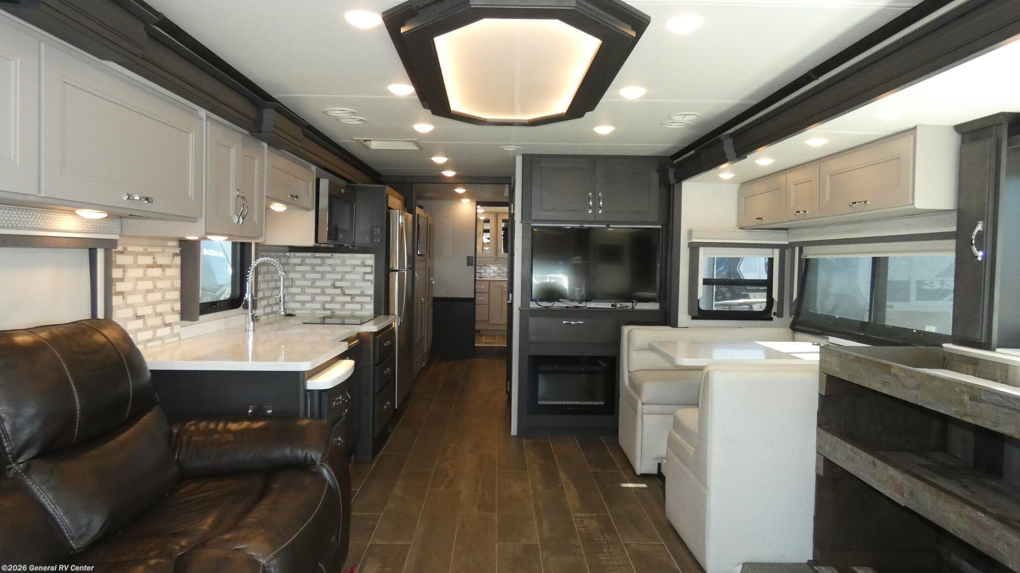 2024 Thor Motor Coach Aria 3901 - Used Class A For Sale by General RV Center in Dover, Florida