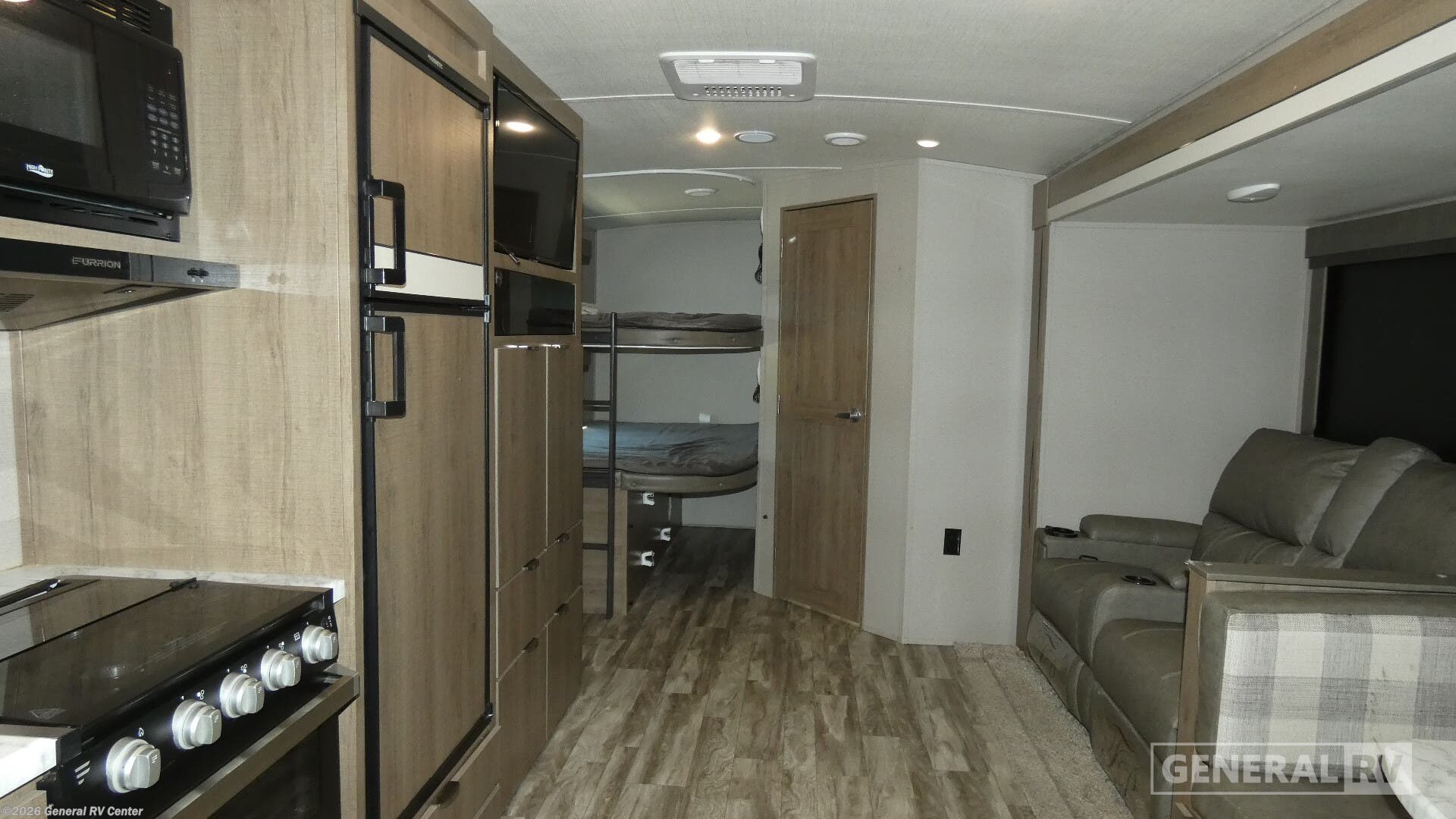 2021 Grand Design Imagine 2800BH - Used Travel Trailer For Sale by General RV Center in Dover, Florida