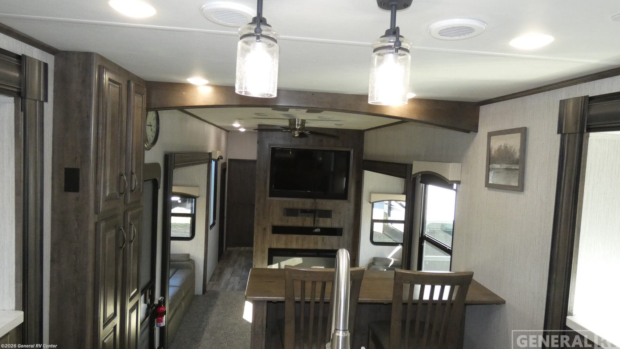 2021 Forest River Sierra 38FKOK - Used Fifth Wheel For Sale by General RV Center in Dover, Florida