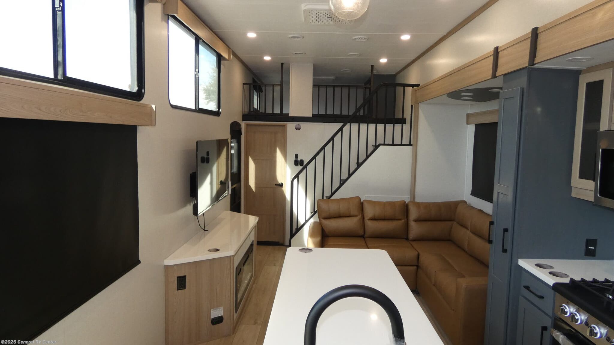 2026 CrossRoads Hampton 410PVL - New Destination Trailer For Sale by General RV Center in Dover, Florida