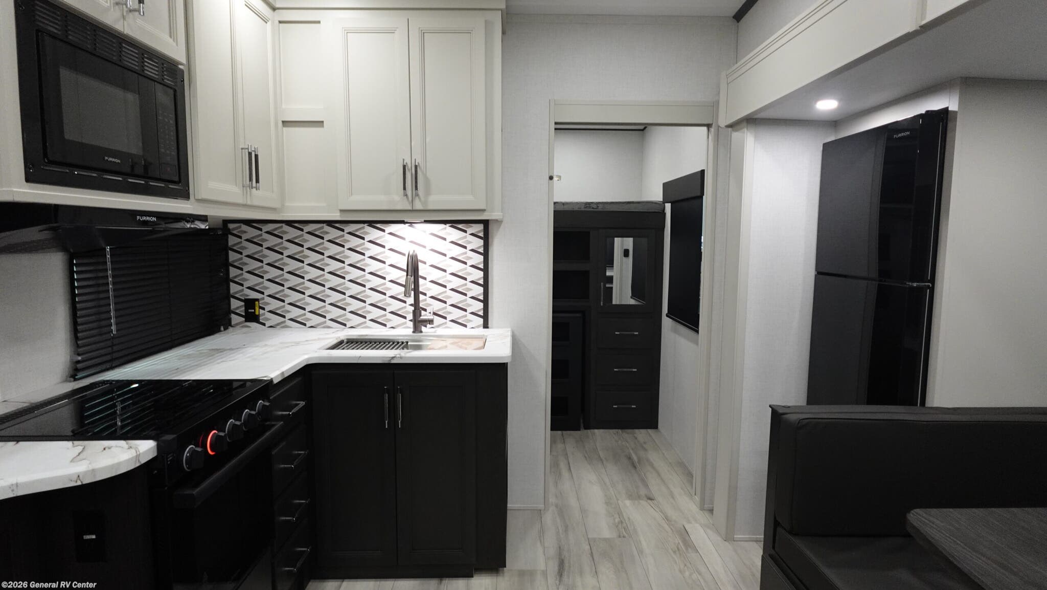 2026 Keystone Arcadia Super Lite 308SLBH - New Fifth Wheel For Sale by General RV Center in Dover, Florida