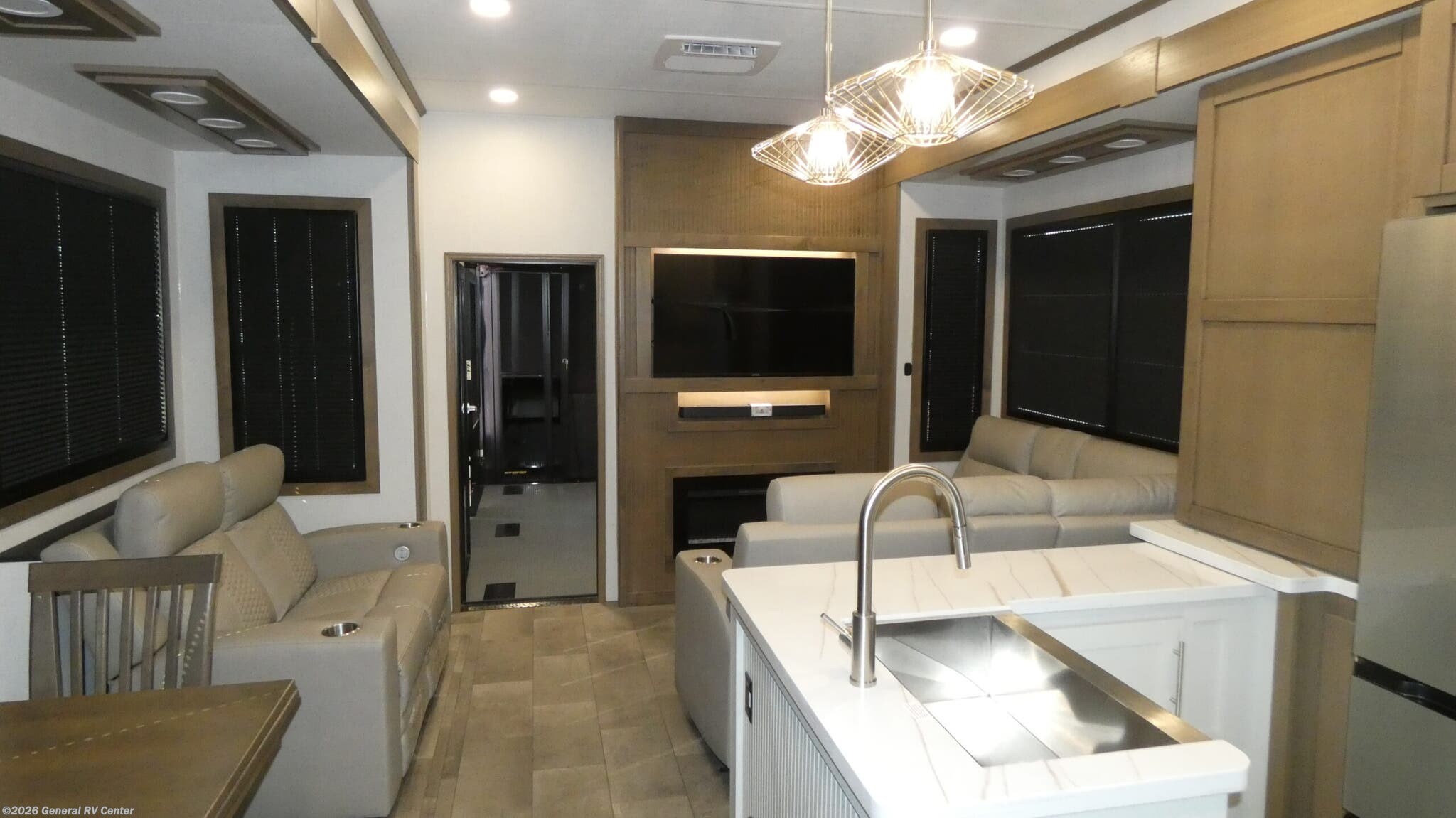 2026 Keystone Fuzion 440 - New Fifth Wheel For Sale by General RV Center in Dover, Florida