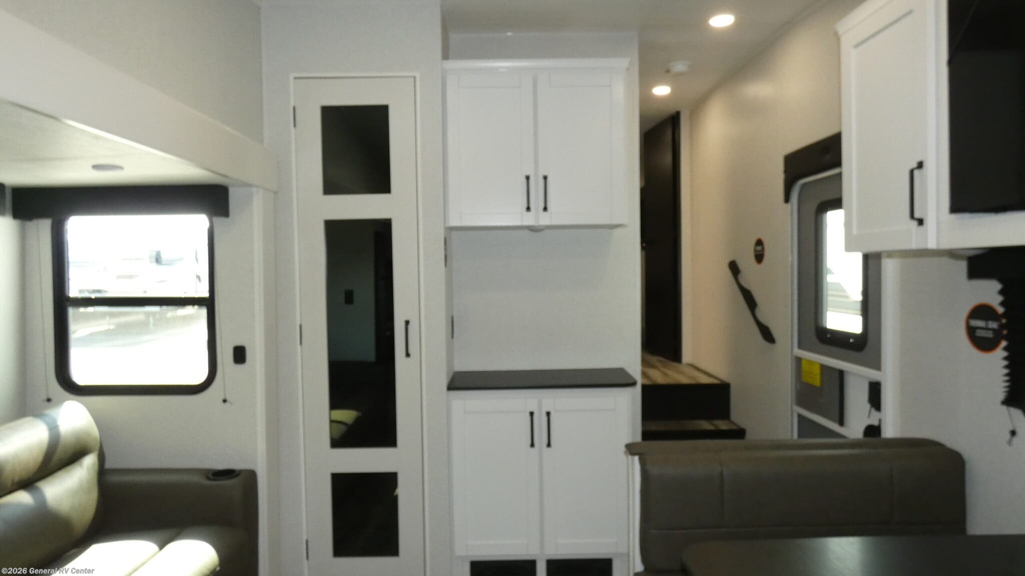 New 2026 Highland Ridge ROAMER LIGHT DUTY 24MLDS available in Dover, Florida