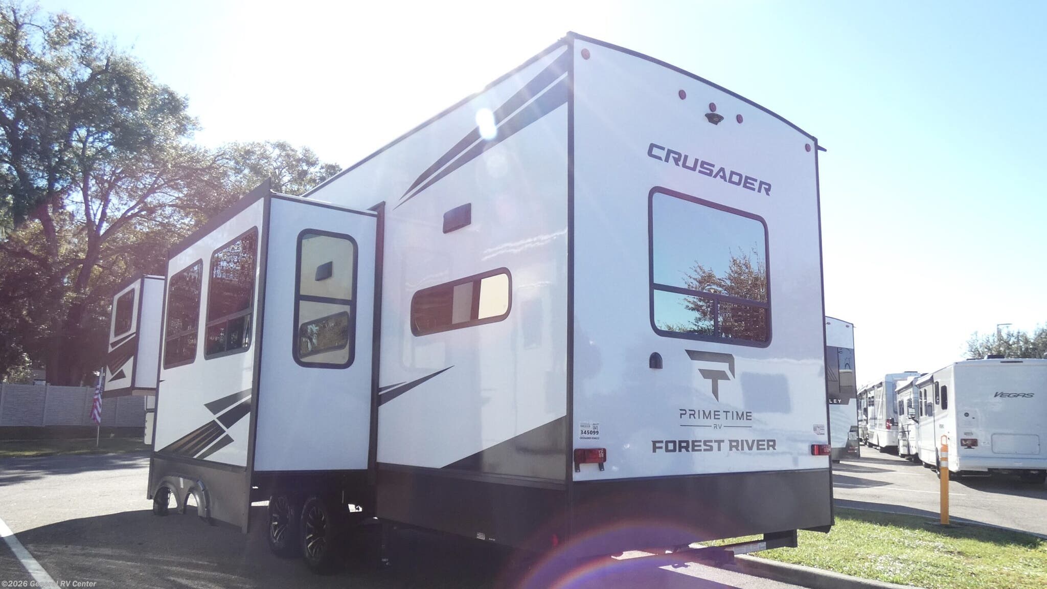 2026 Crusader KING33 by Prime Time from General RV Center in Dover, Florida