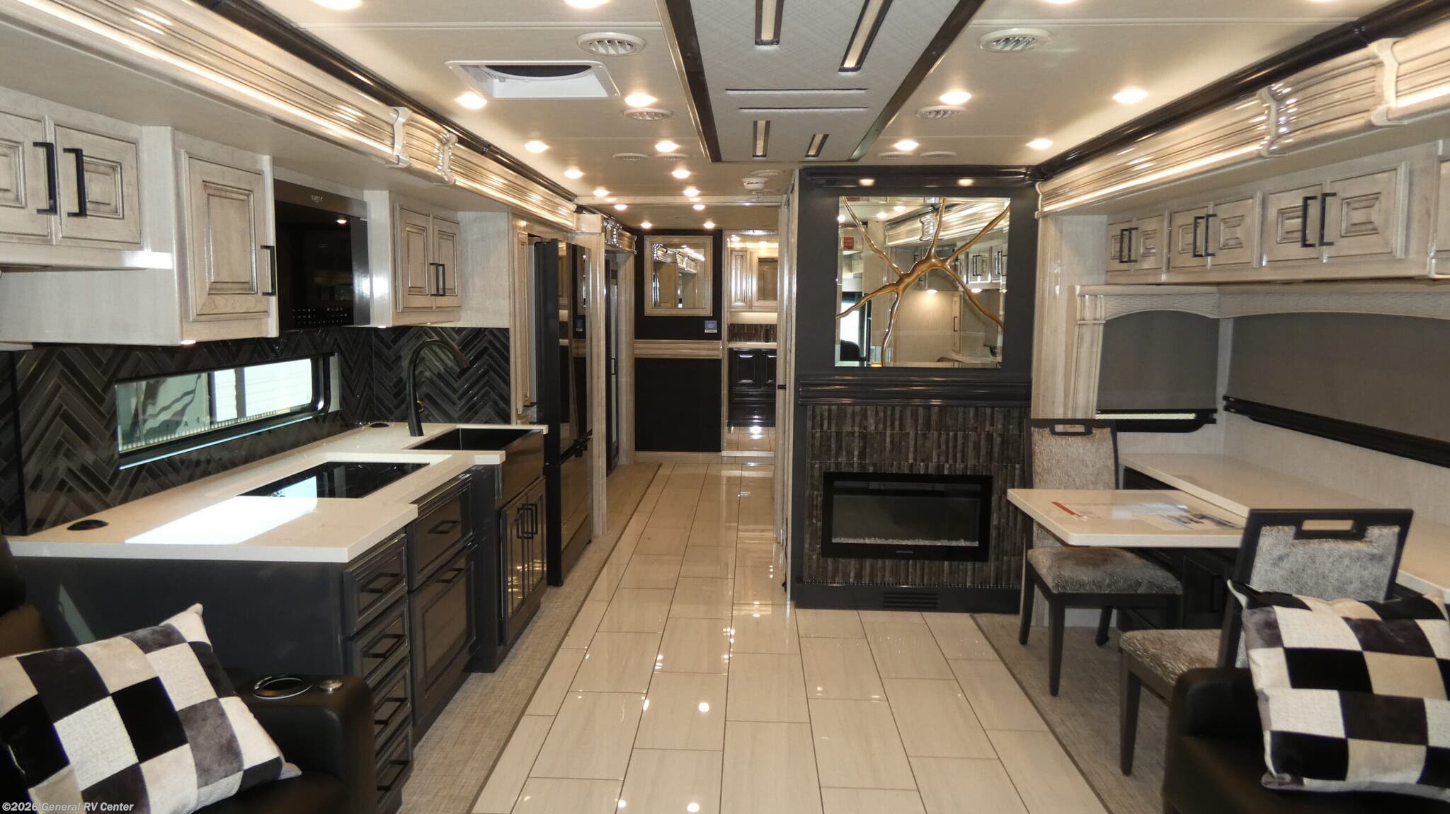 2026 Fleetwood Palisade 40H - New Class A For Sale by General RV Center in Dover, Florida