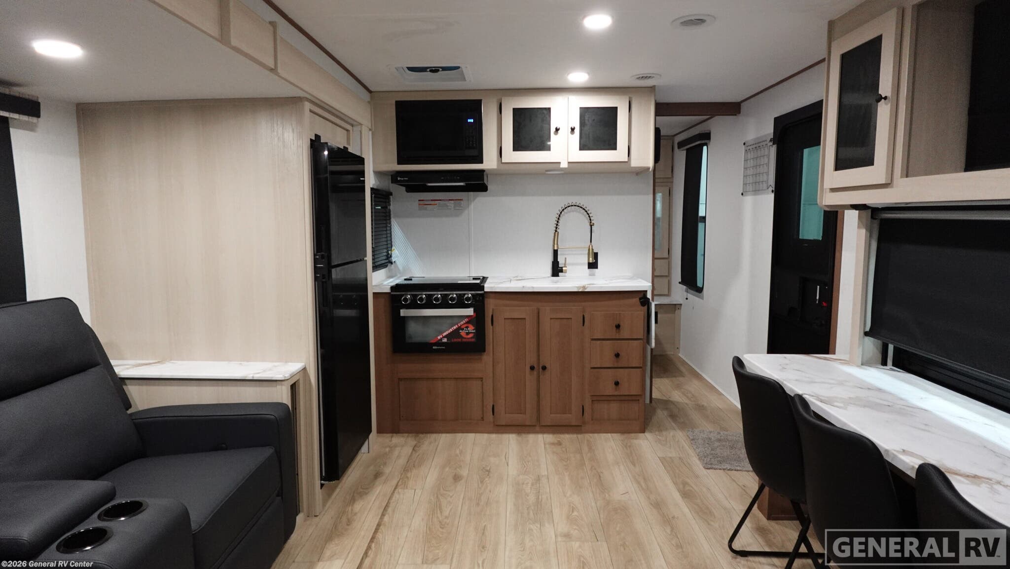 New 2026 Coachmen Apex 246BARV available in Dover, Florida