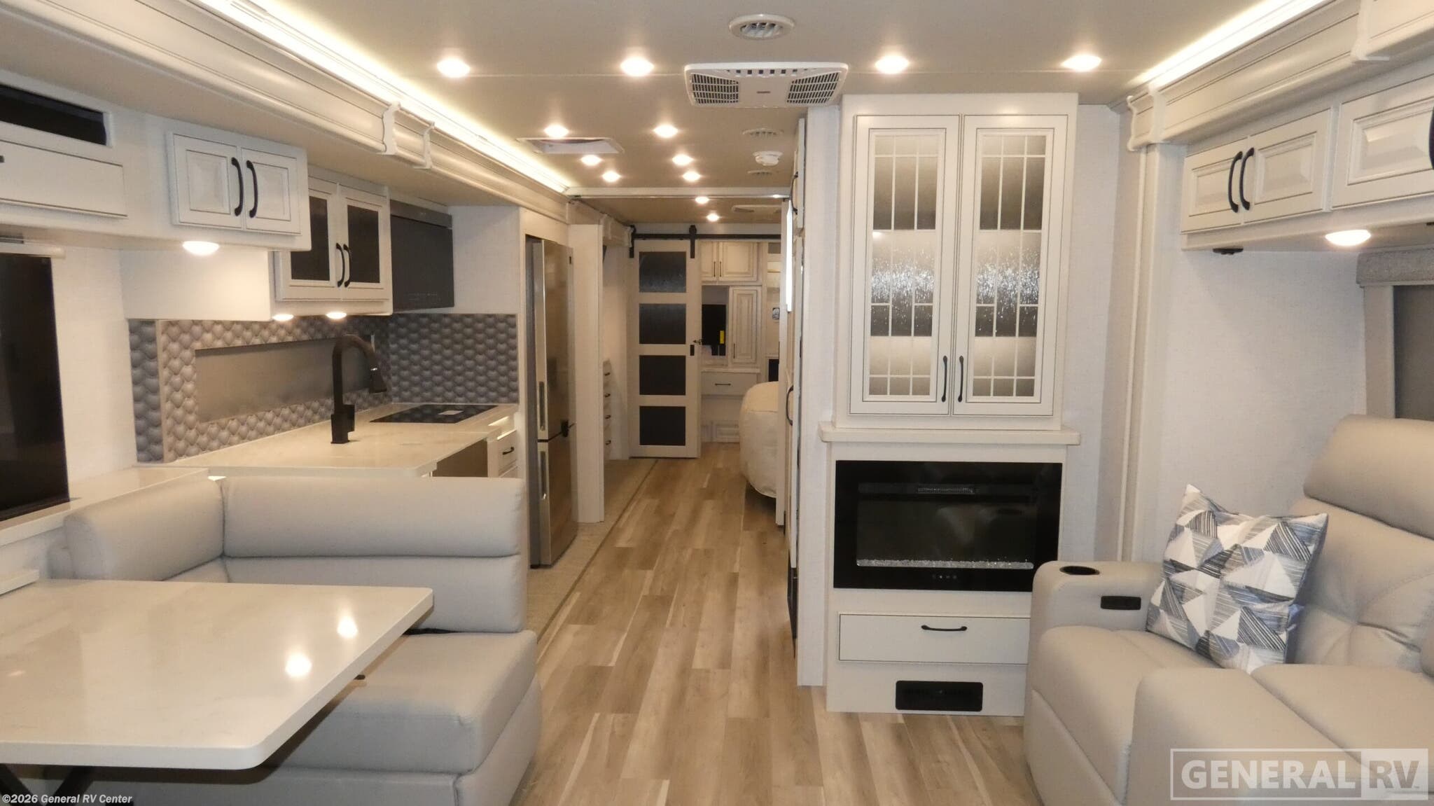 2026 Fleetwood Frontier 38RT - New Class A For Sale by General RV Center in Dover, Florida