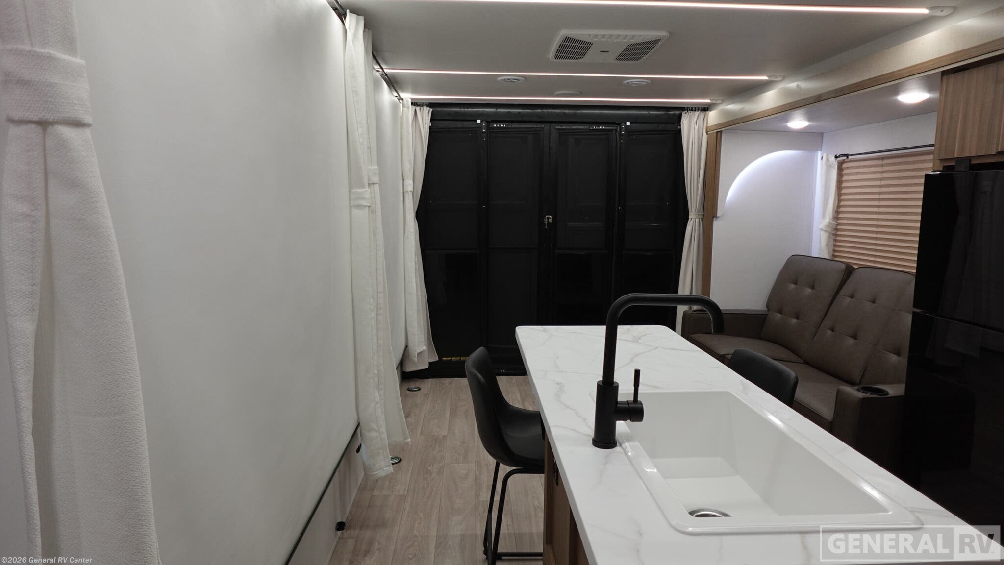 2026 Forest River Salem FSX 28VCX - New Toy Hauler For Sale by General RV Center in Dover, Florida