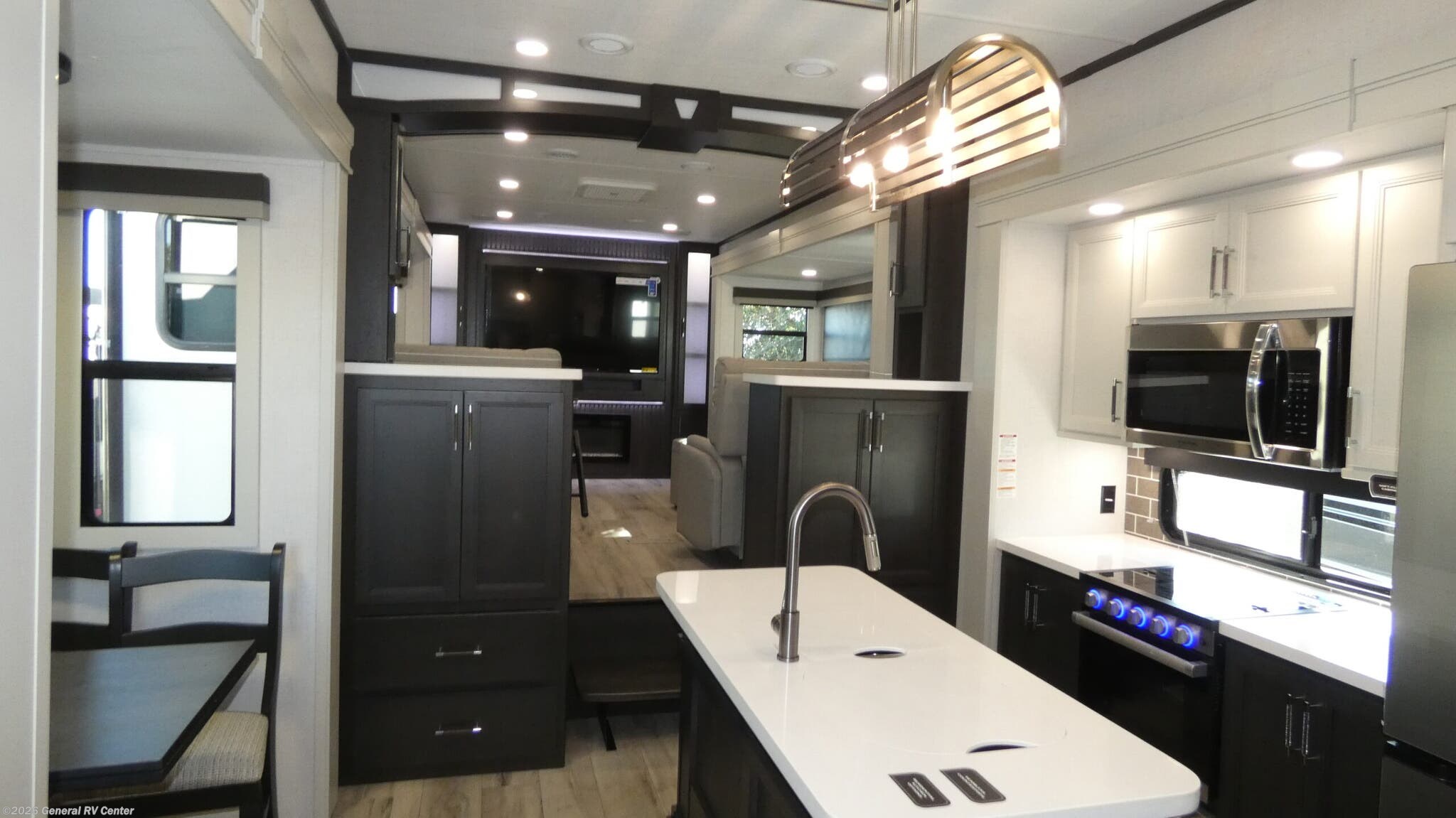 2026 Keystone Alpine Avalanche Edition 381DL - New Fifth Wheel For Sale by General RV Center in Dover, Florida