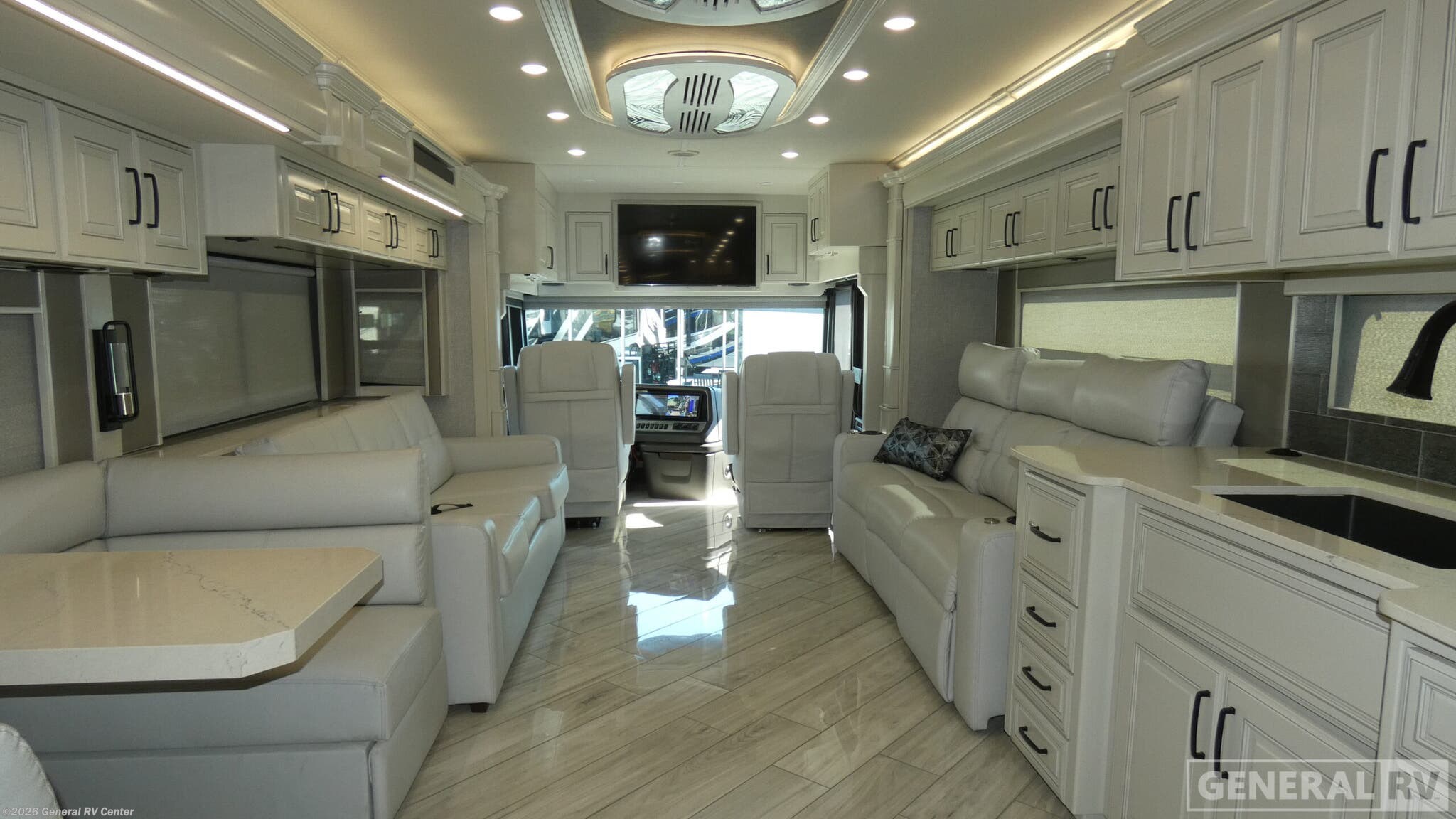 New 2026 American Coach AMER DREAM 45A available in Dover, Florida