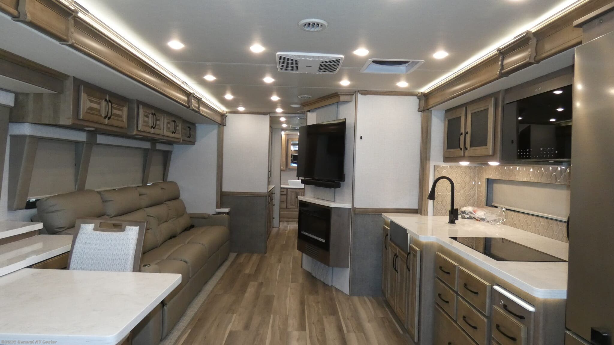 2026 Fleetwood Frontier 37S - New Class A For Sale by General RV Center in Dover, Florida