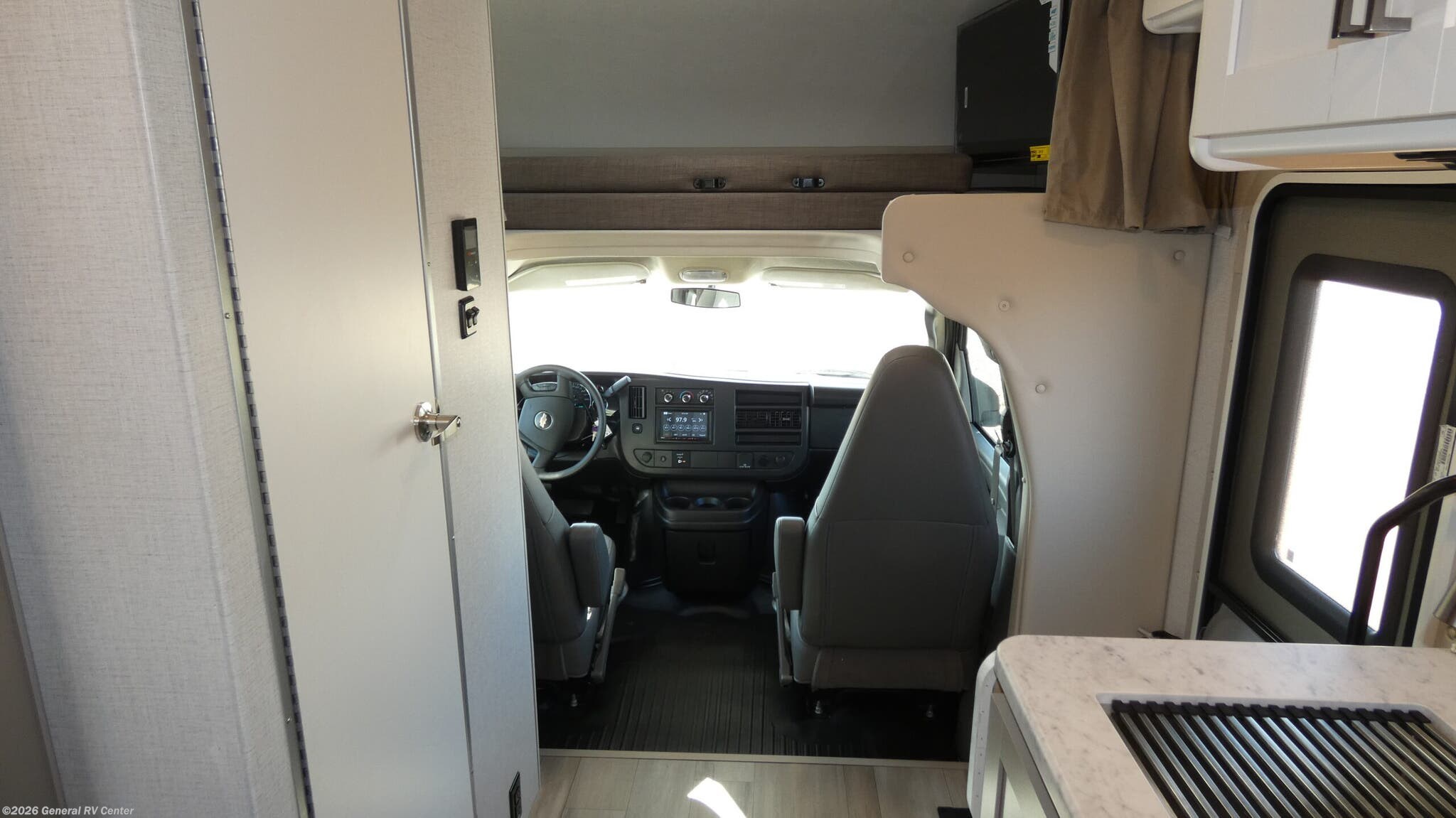 New 2026 Thor Motor Coach Pasadena SE SE19 available in Dover, Florida