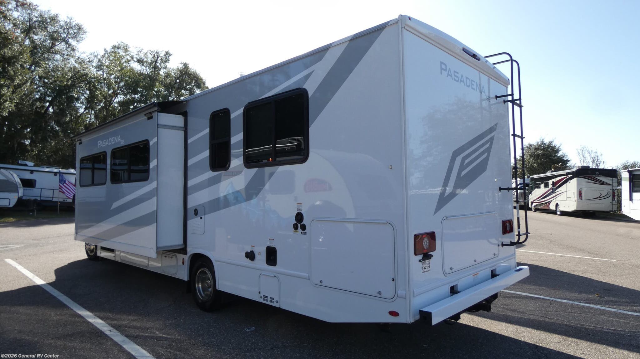2026 Pasadena SE SH31 by Thor Motor Coach from General RV Center in Dover, Florida