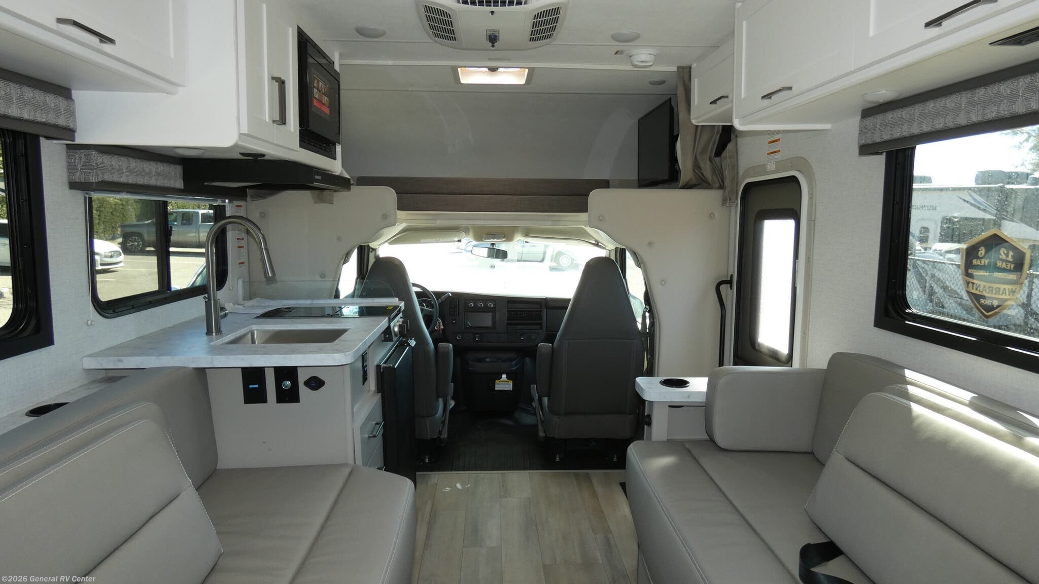 New 2026 Thor Motor Coach Pasadena SE SX19 Chevy available in Dover, Florida