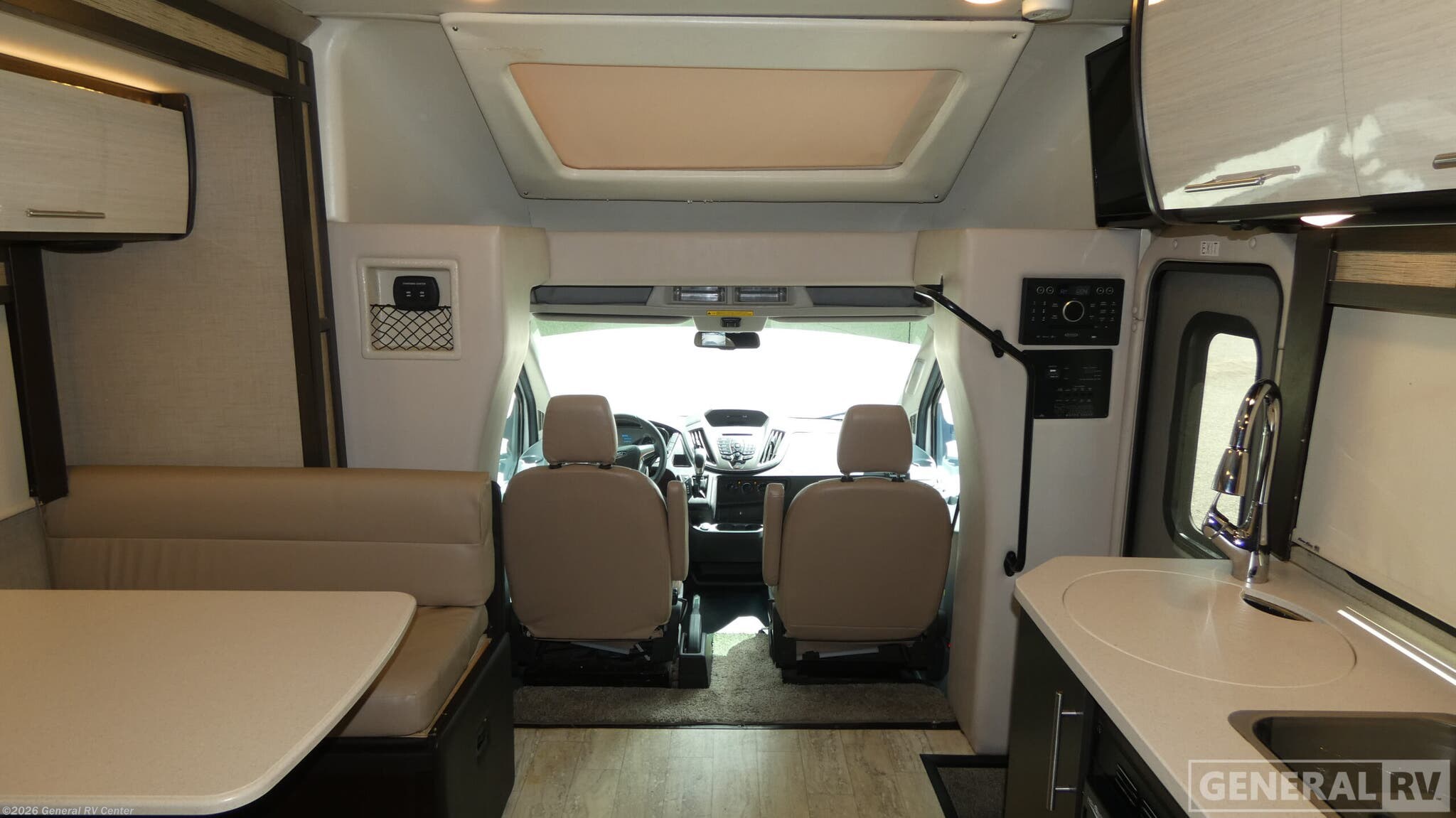 Used 2017 Thor Motor Coach Gemini 23TK available in Dover, Florida