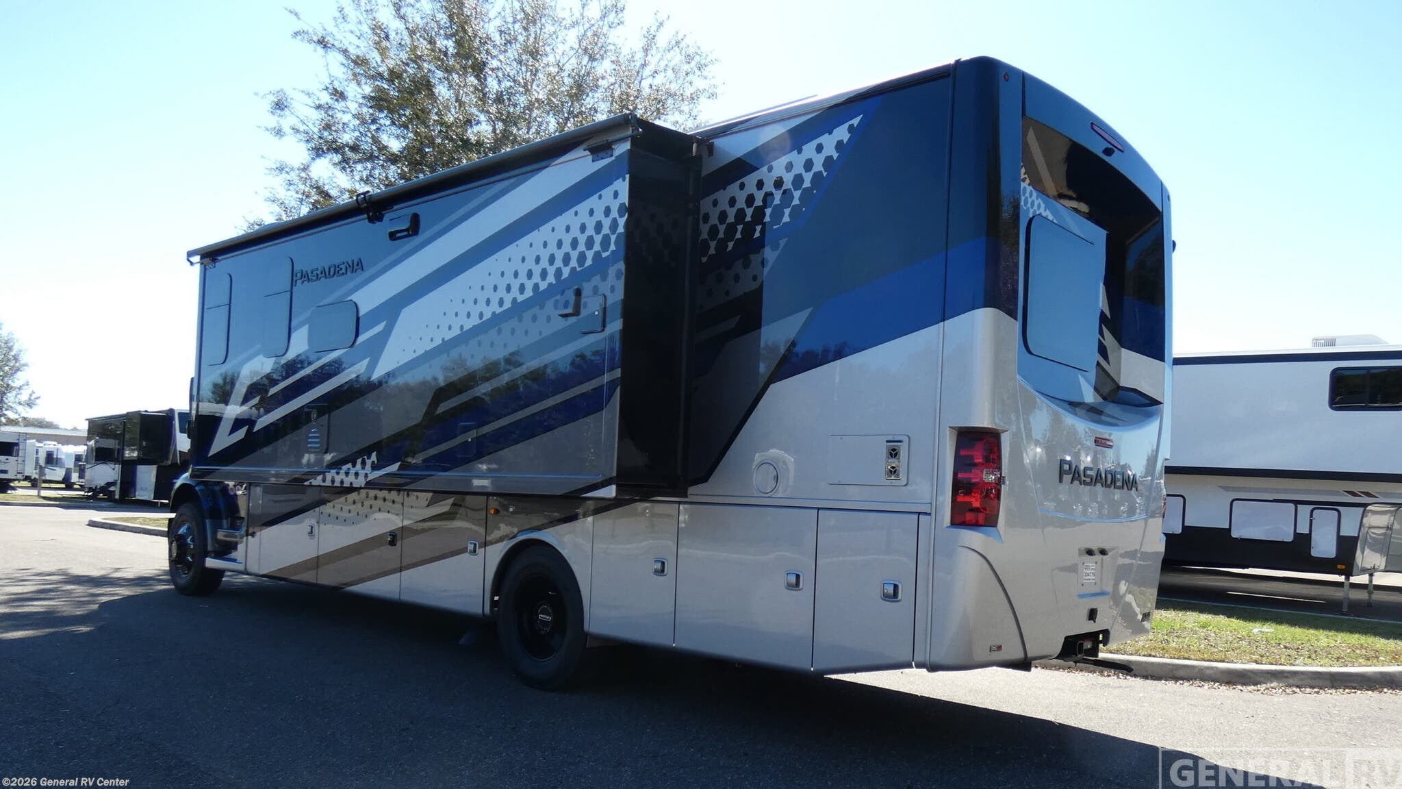 2026 Pasadena 34XG by Thor Motor Coach from General RV Center in Dover, Florida