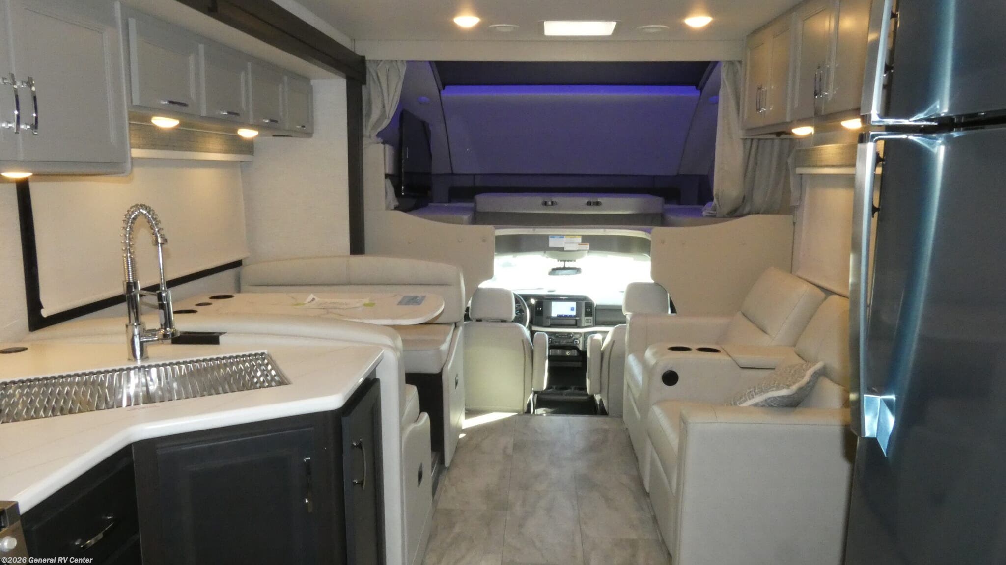 New 2026 Thor Motor Coach Magnitude R36 available in Dover, Florida