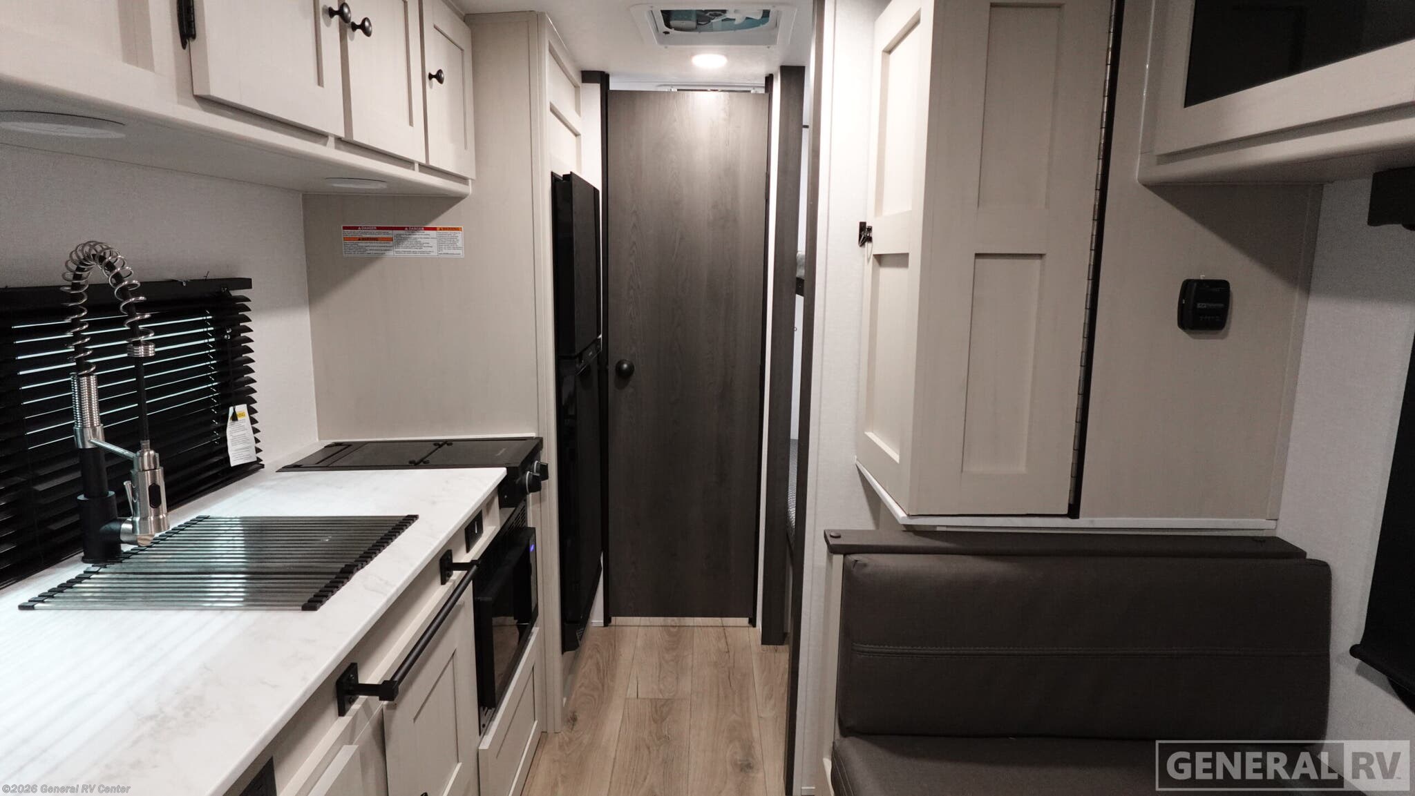 2026 Coachmen Spirit 17BHB - New Travel Trailer For Sale by General RV Center in Dover, Florida