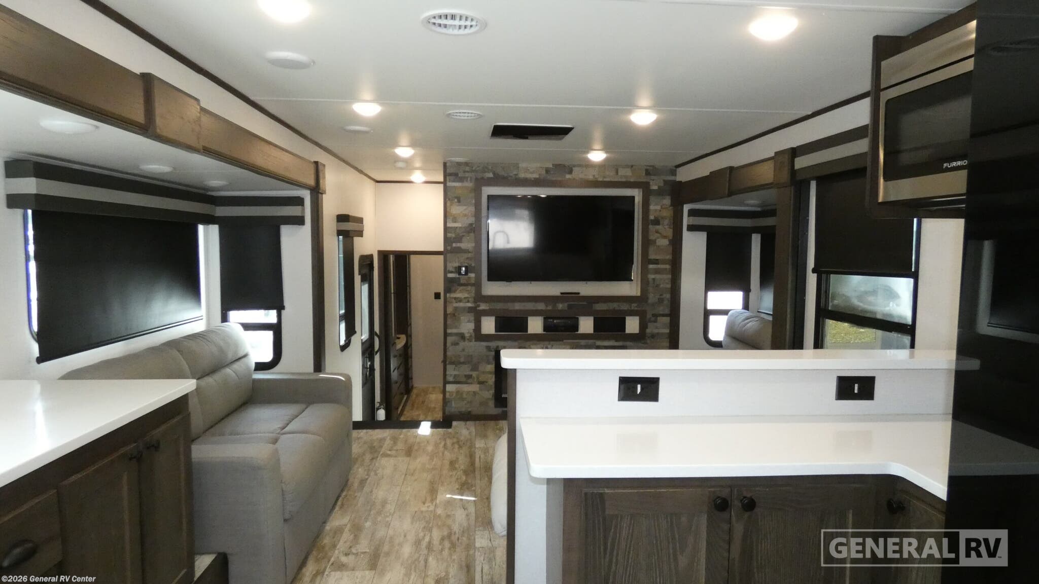 2022 Forest River XLR Nitro 405 - Used Fifth Wheel For Sale by General RV Center in Dover, Florida