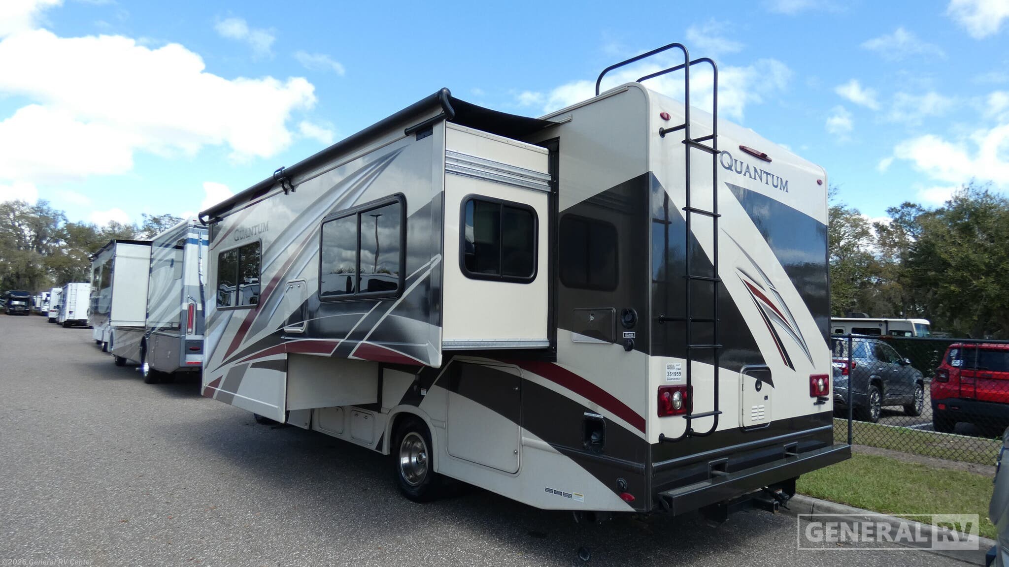 2019 Quantum RC25 by Thor Motor Coach from General RV Center in Dover, Florida