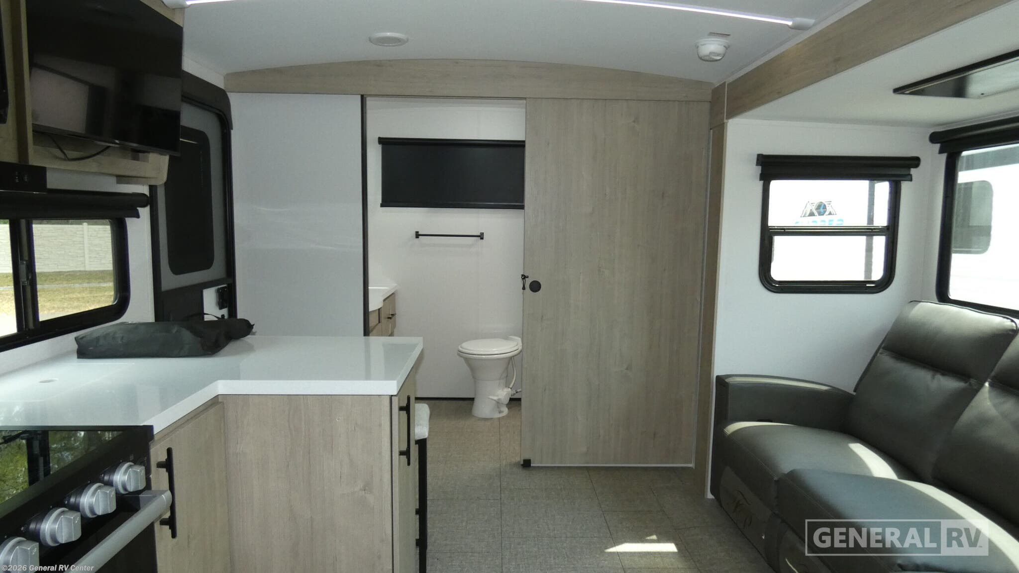 2025 Grand Design Imagine 2300MK - Used Travel Trailer For Sale by General RV Center in Dover, Florida