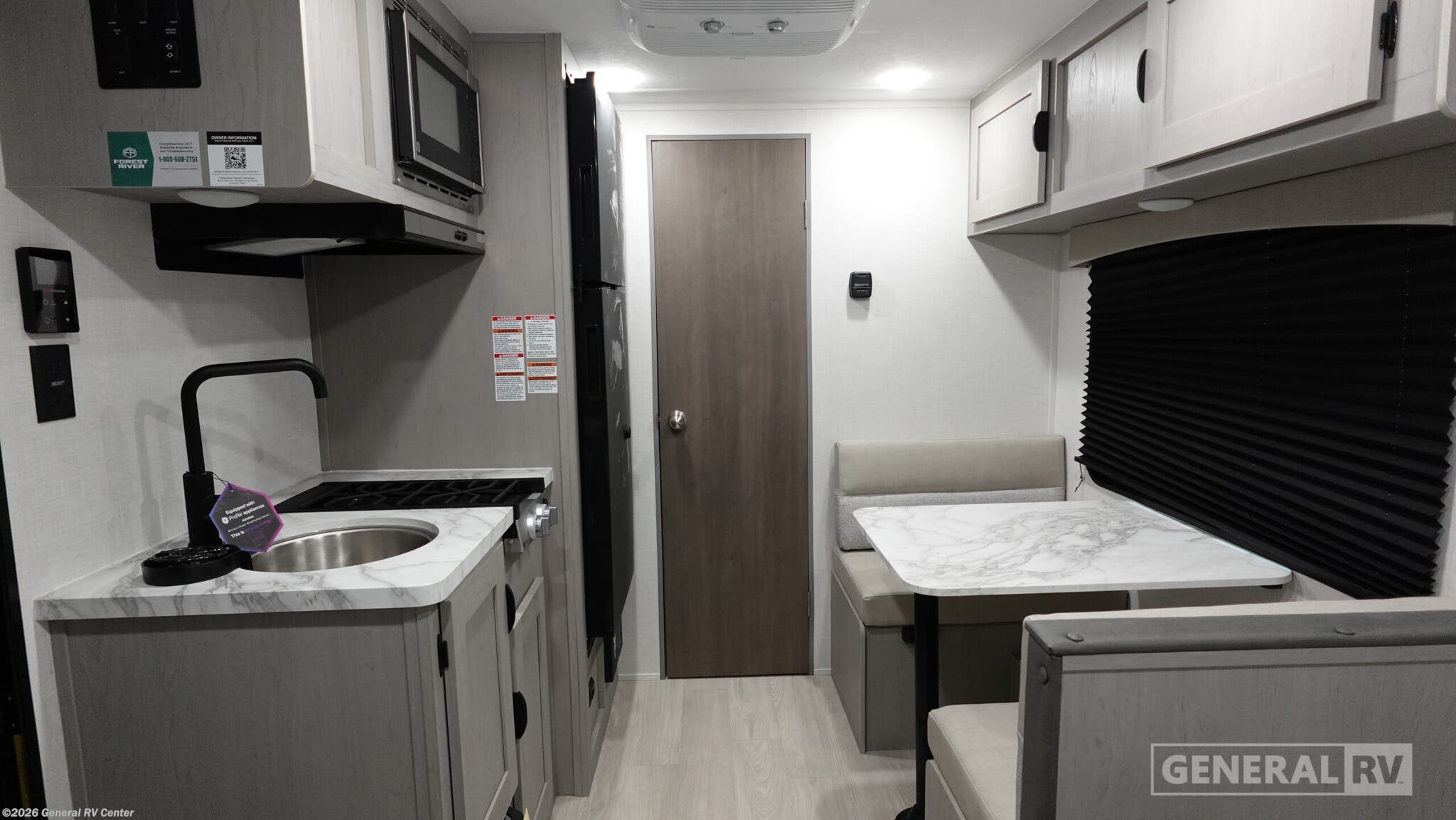 2026 Coachmen Clipper 3K SERIES 17FQ - New Travel Trailer For Sale by General RV Center in Dover, Florida