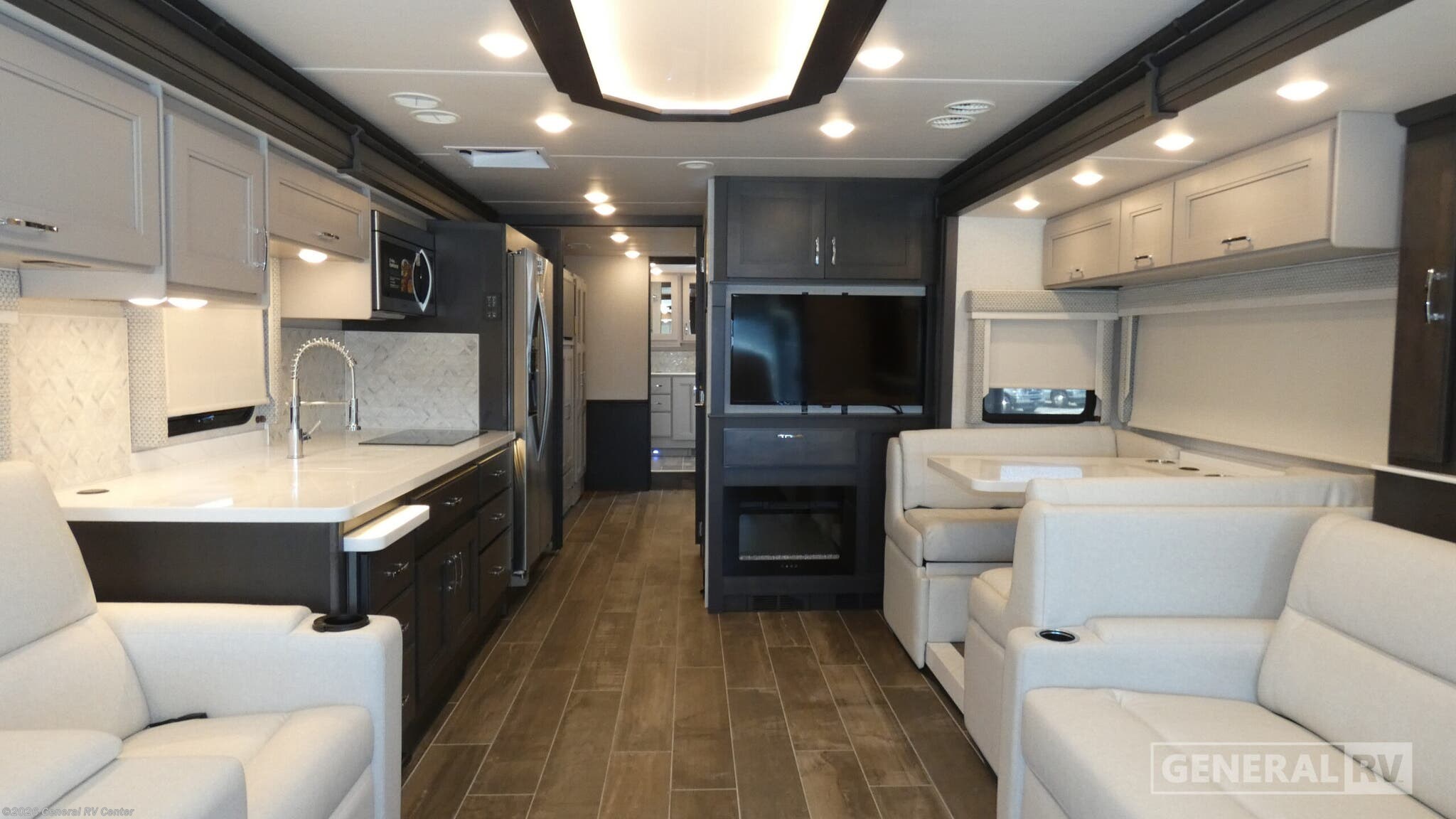 2025 Thor Motor Coach Aria 3901 - Used Class A For Sale by General RV Center in Dover, Florida