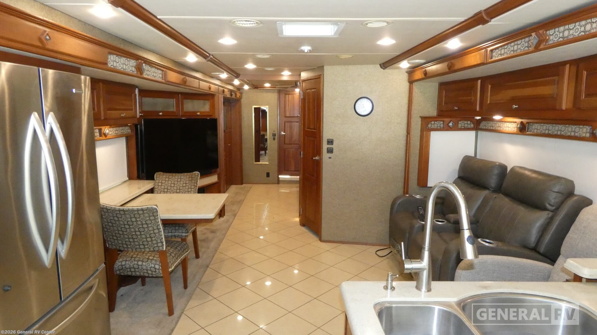 2015 Winnebago Journey 40R - Used Class A For Sale by General RV Center in Dover, Florida