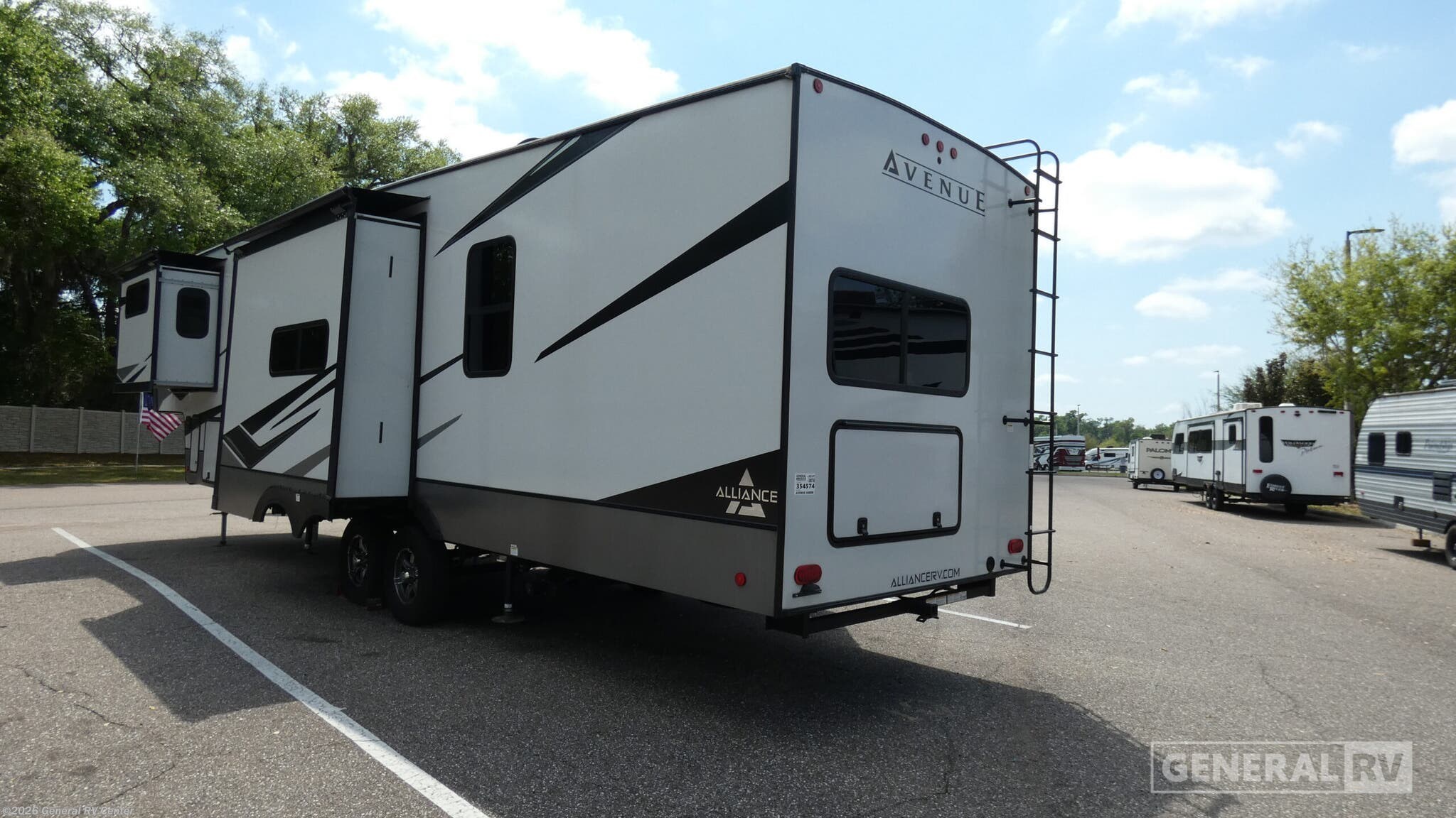 2023 Avenue 36BRM by Alliance RV from General RV Center in Dover, Florida