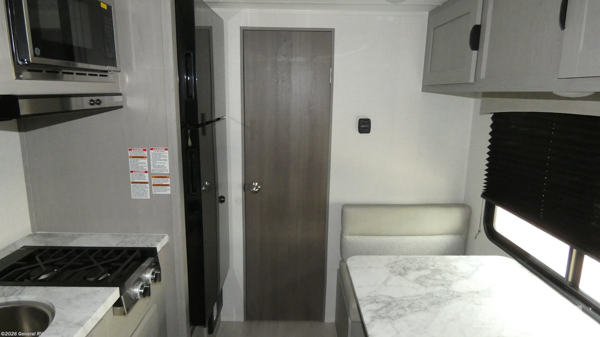 2026 Coachmen Clipper 3K SERIES 17FQ - New Travel Trailer For Sale by General RV Center in Dover, Florida