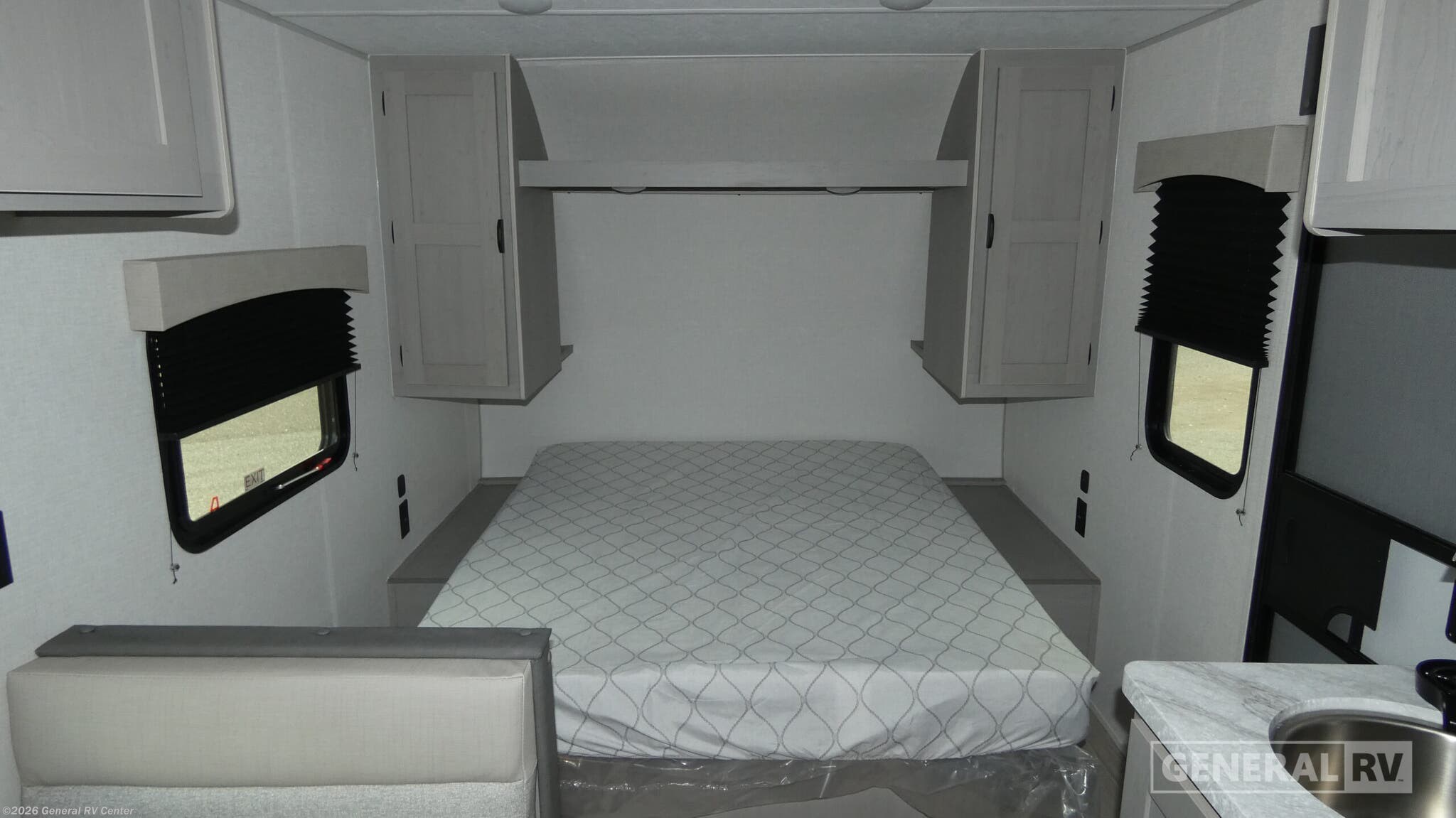 New 2026 Coachmen Clipper 3K SERIES 17FQ available in Dover, Florida