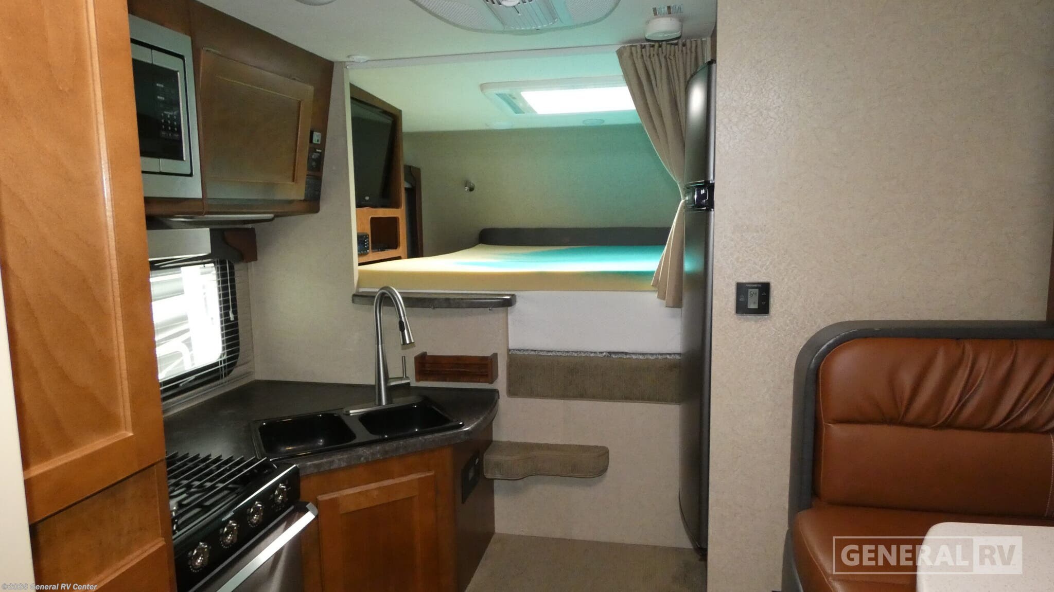 Used 2019 Lance 855S available in Dover, Florida