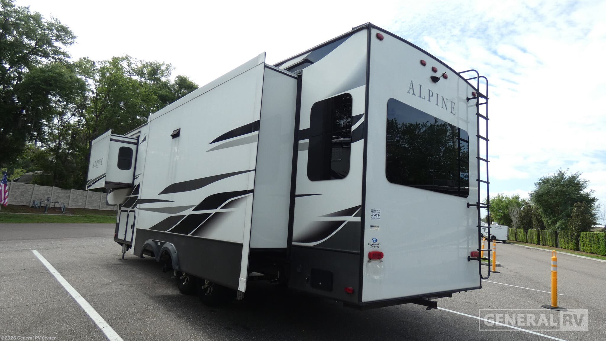 2021 Alpine 3120RS by Keystone from General RV Center in Dover, Florida