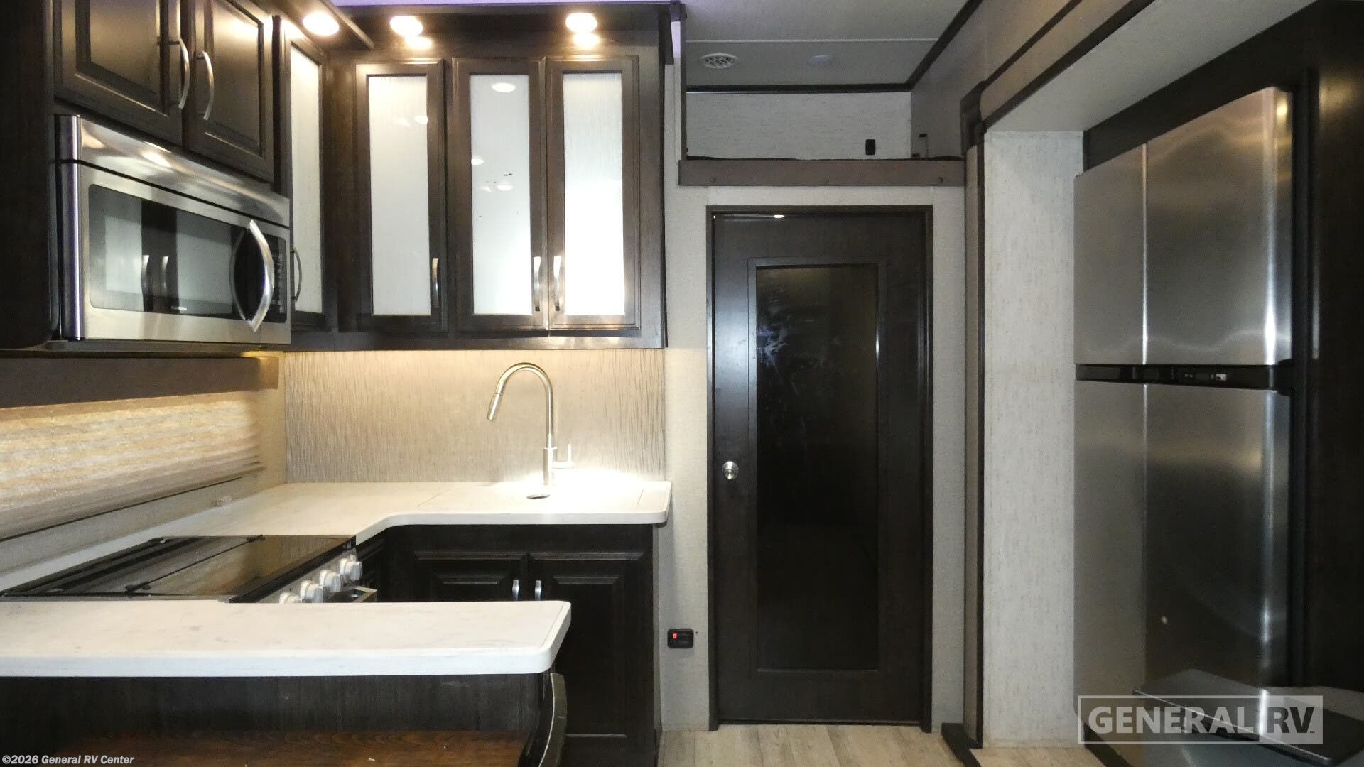 2018 Grand Design Momentum M CLASS 354M - Used Fifth Wheel For Sale by General RV Center in Dover, Florida