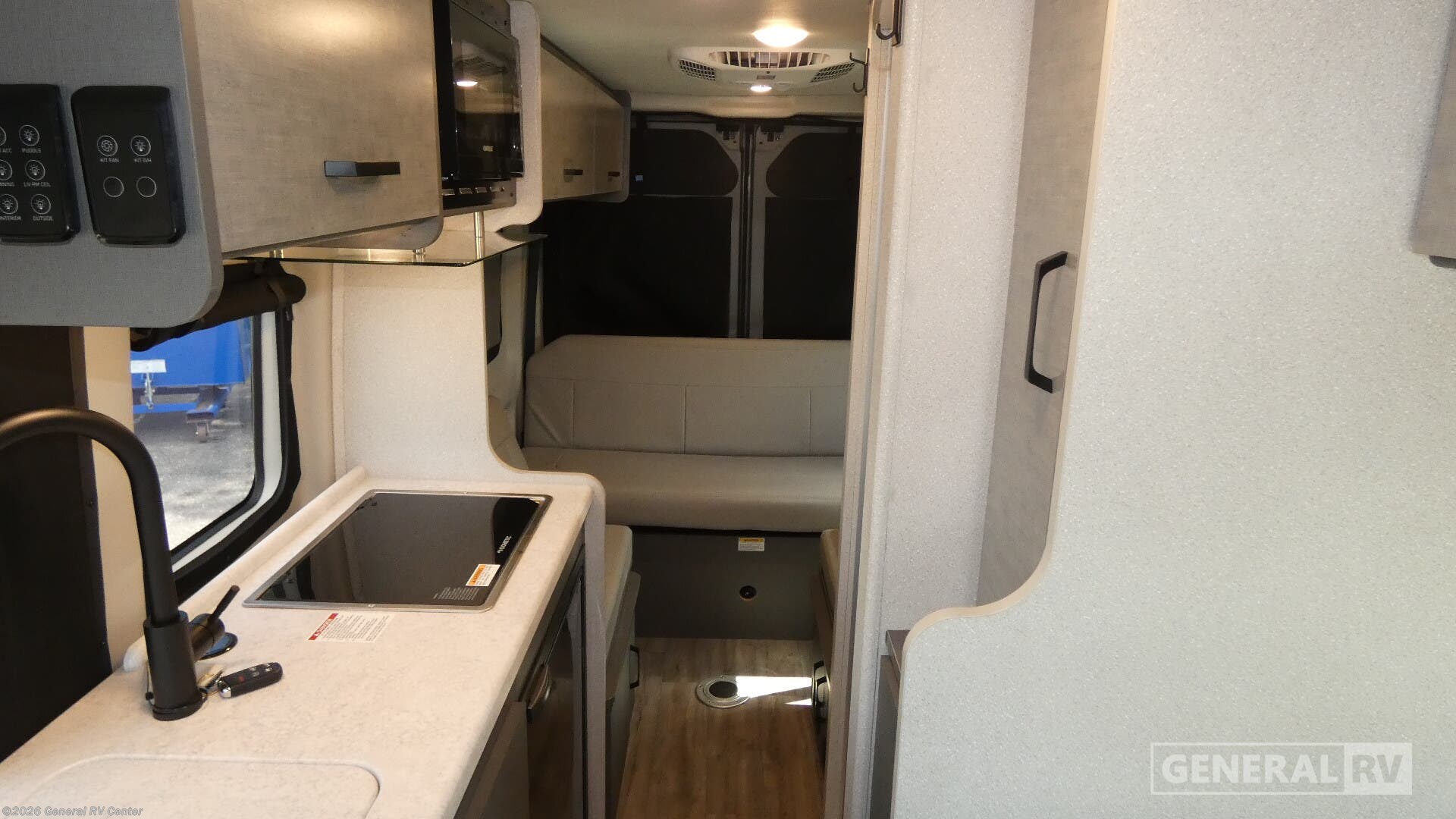 2025 Thor Motor Coach Dazzle 2JB - Used Class B For Sale by General RV Center in Dover, Florida