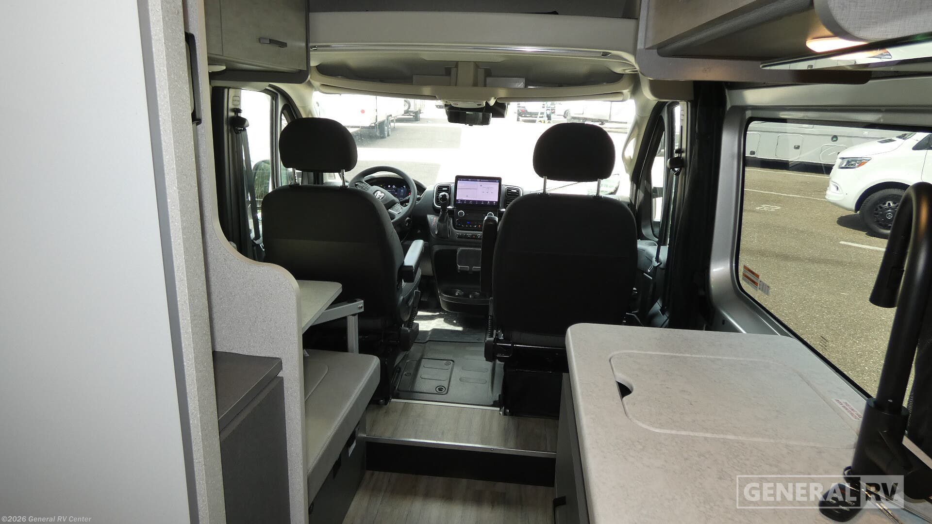 Used 2025 Thor Motor Coach Dazzle 2JB available in Dover, Florida