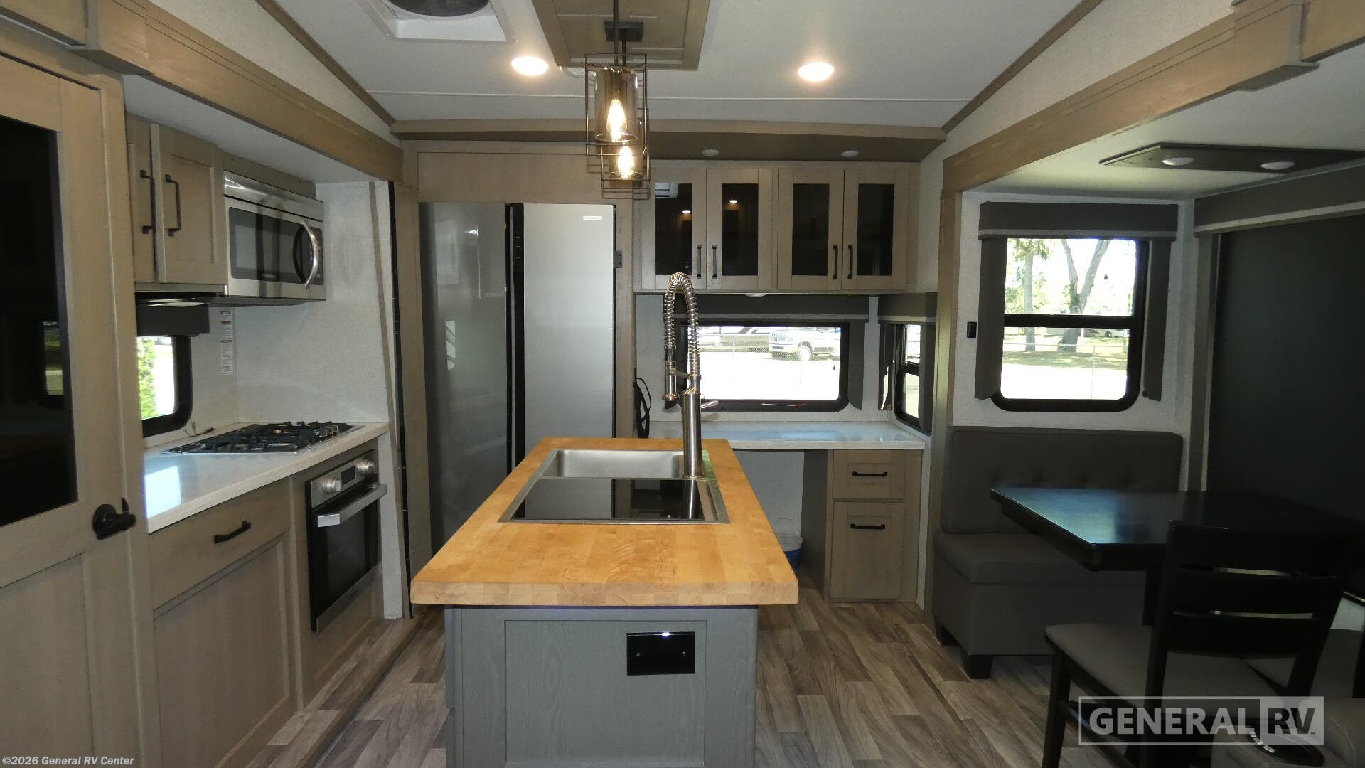 2023 Grand Design Reflection 320MKS - Used Fifth Wheel For Sale by General RV Center in Dover, Florida