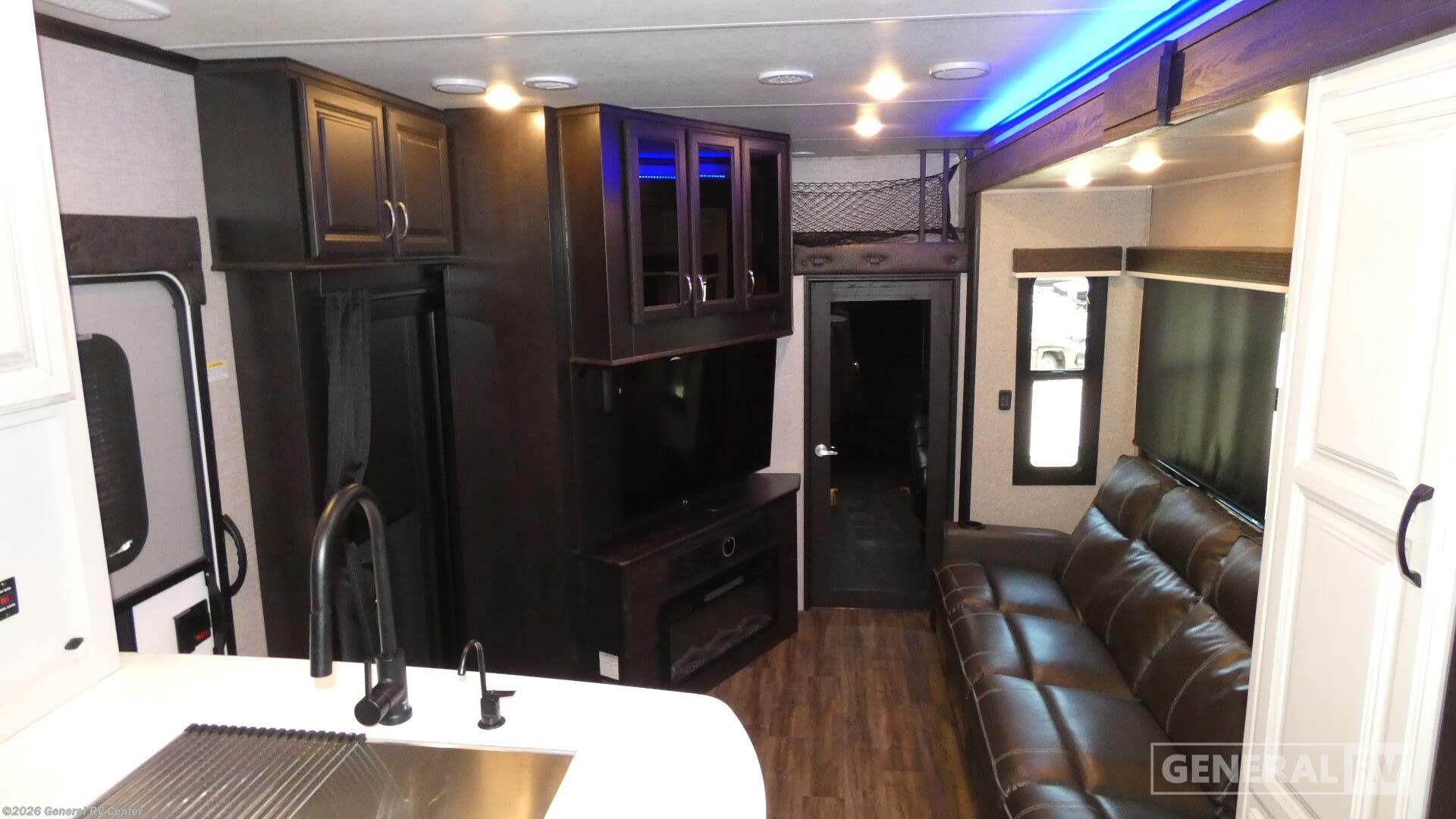 2023 Jayco Seismic 4113 - Used Fifth Wheel For Sale by General RV Center in Dover, Florida