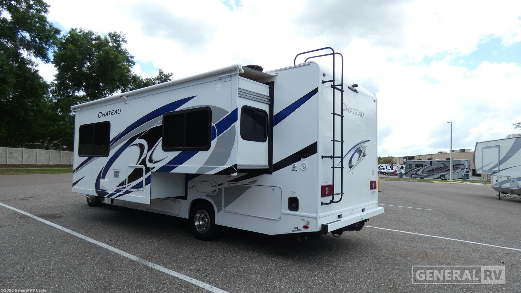 2021 Chateau 27R by Thor Motor Coach from General RV Center in Dover, Florida