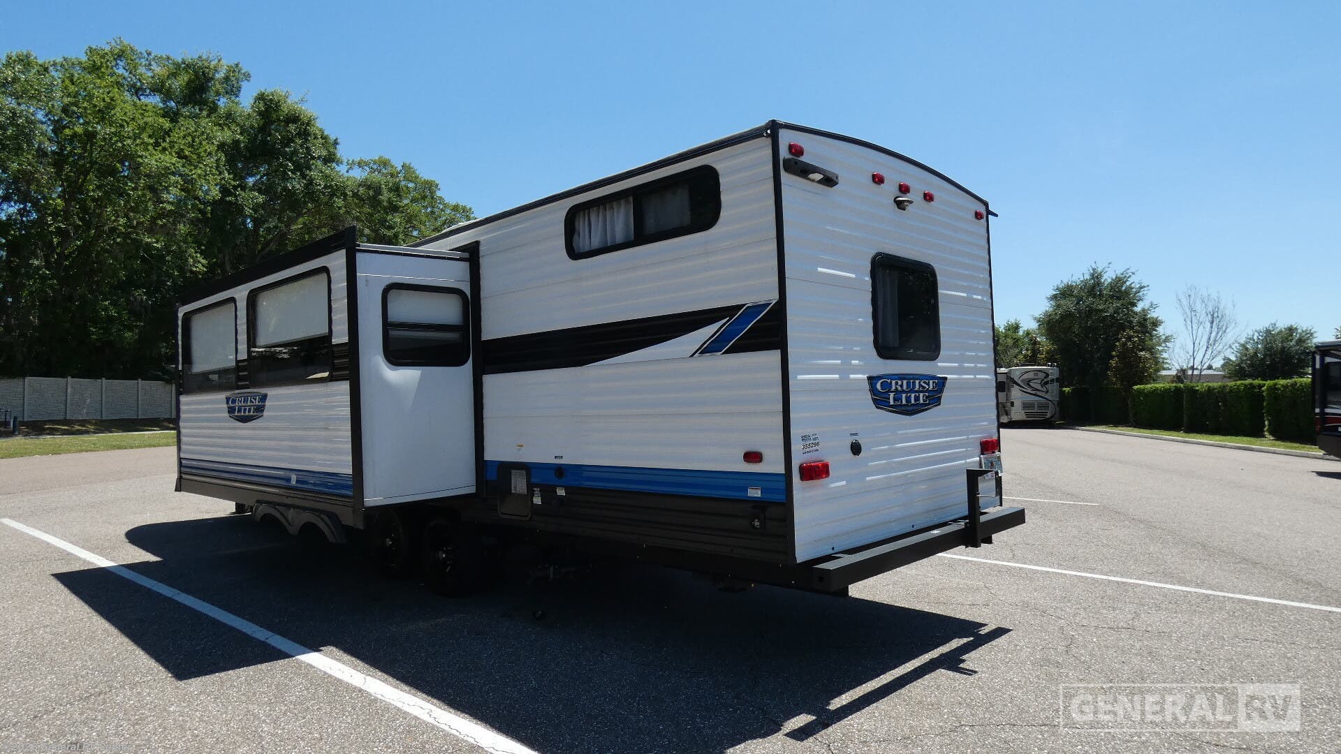 2023 Salem Cruise Lite 28VBXL by Forest River from General RV Center in Dover, Florida