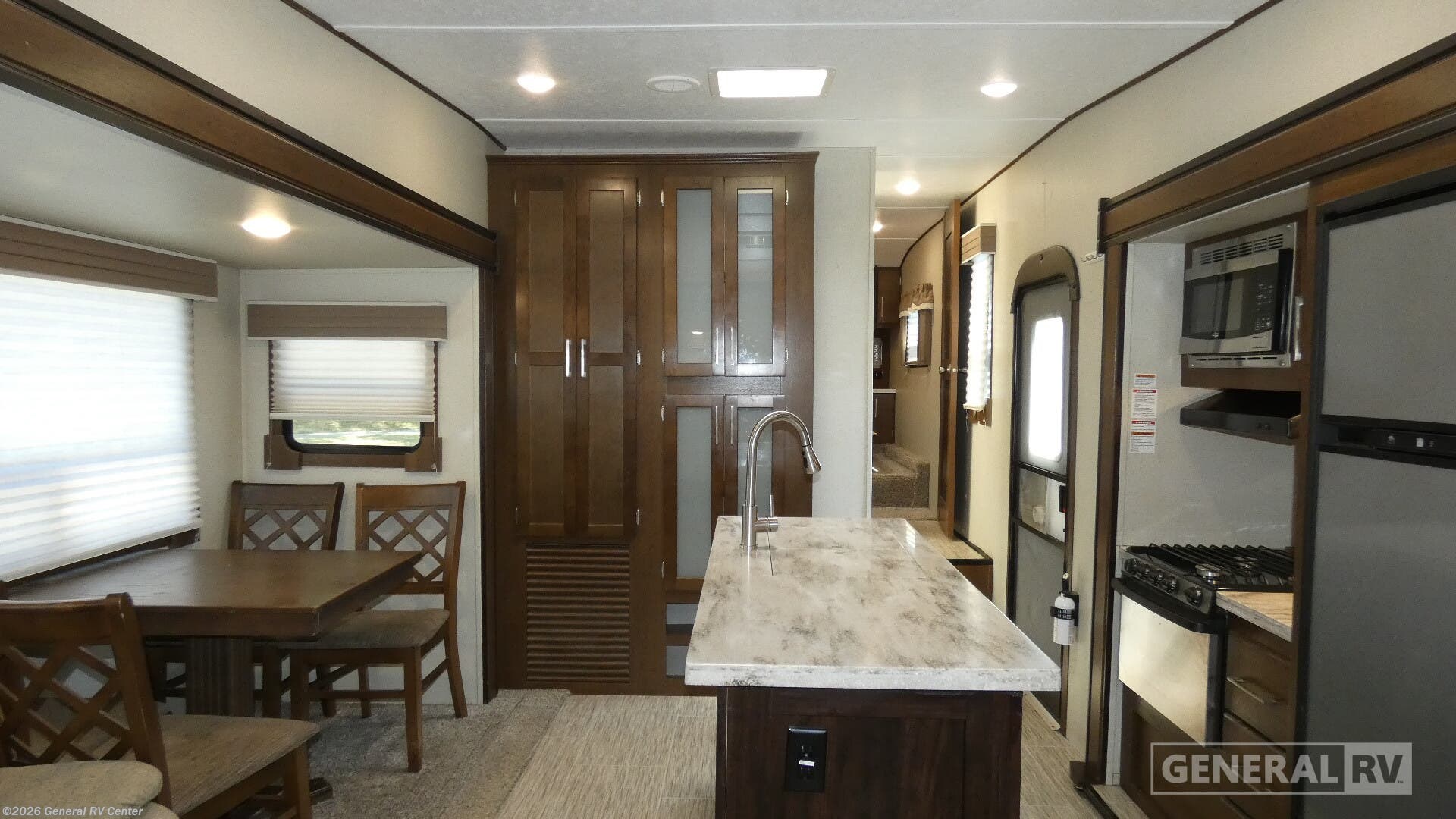 Used 2019 Prime Time Crusader Lite 29RSLE available in Dover, Florida