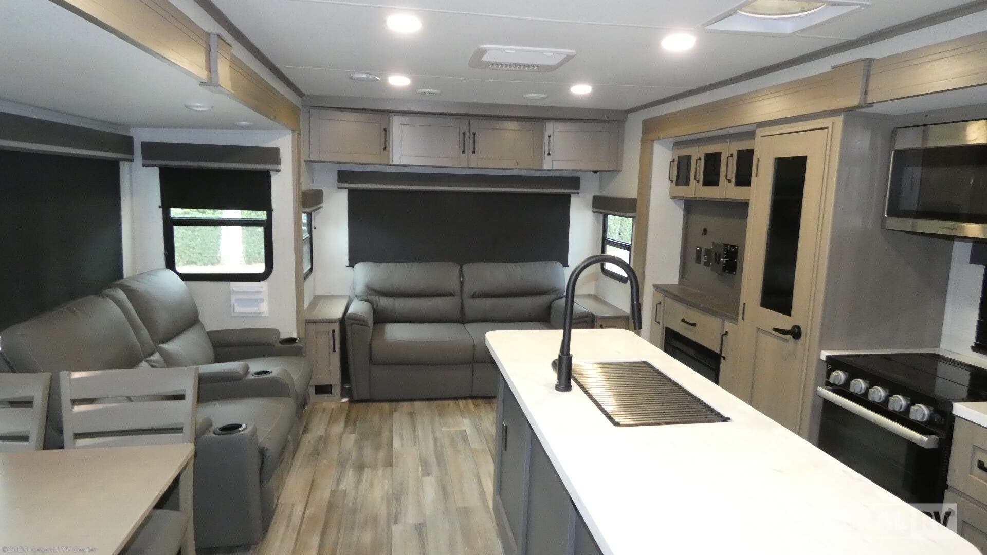 2024 Grand Design Reflection 315RLTS - Used Travel Trailer For Sale by General RV Center in Dover, Florida