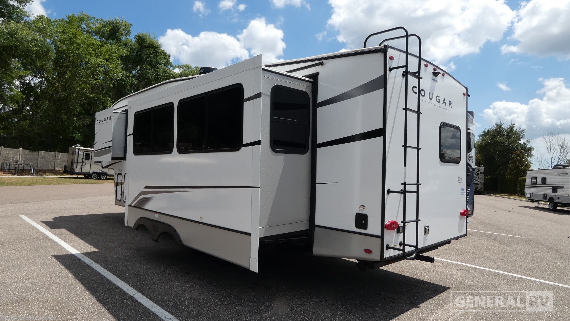 2024 Cougar Half-Ton 29RKS by Keystone from General RV Center in Dover, Florida