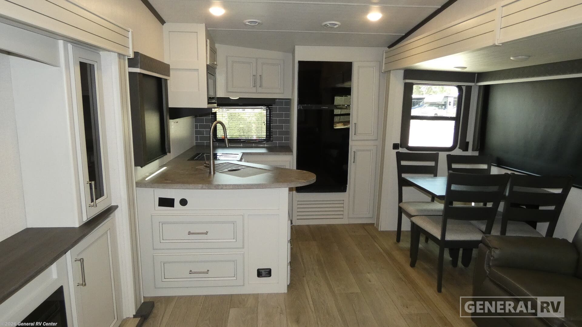 2024 Keystone Cougar Half-Ton 29RKS - Used Fifth Wheel For Sale by General RV Center in Dover, Florida