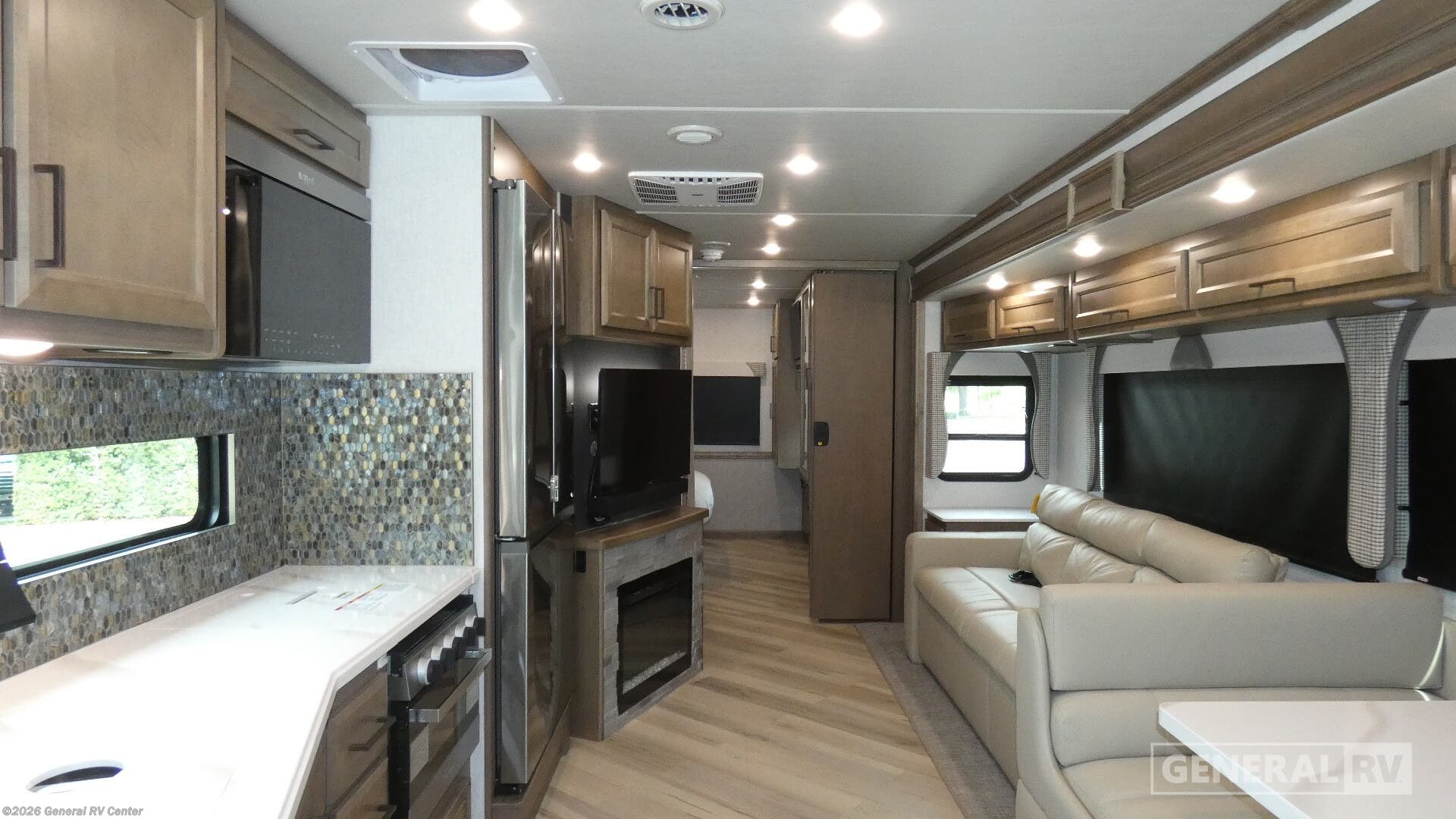 2026 Fleetwood Bounder 33C - New Class A For Sale by General RV Center in Dover, Florida