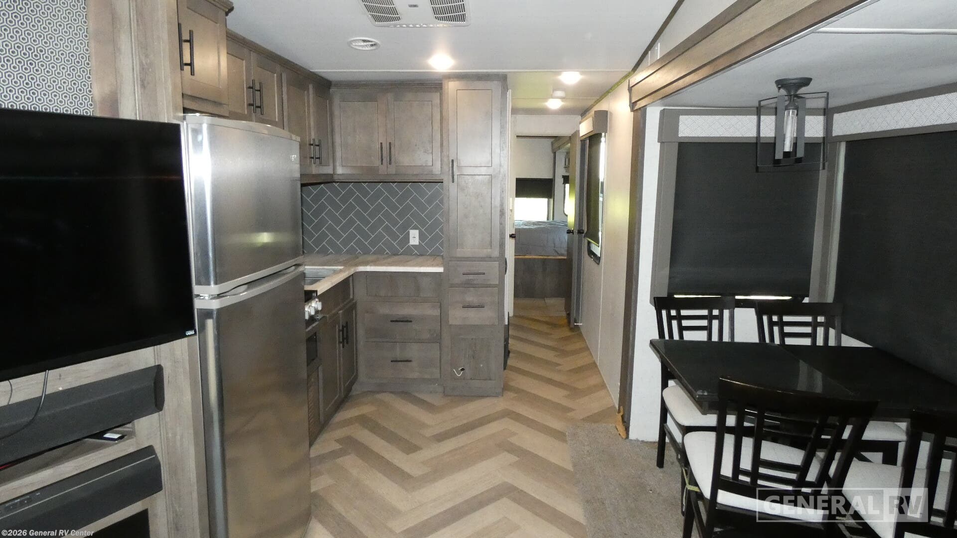 2020 Forest River Salem Villa 353FLFB - Used Destination Trailer For Sale by General RV Center in Dover, Florida