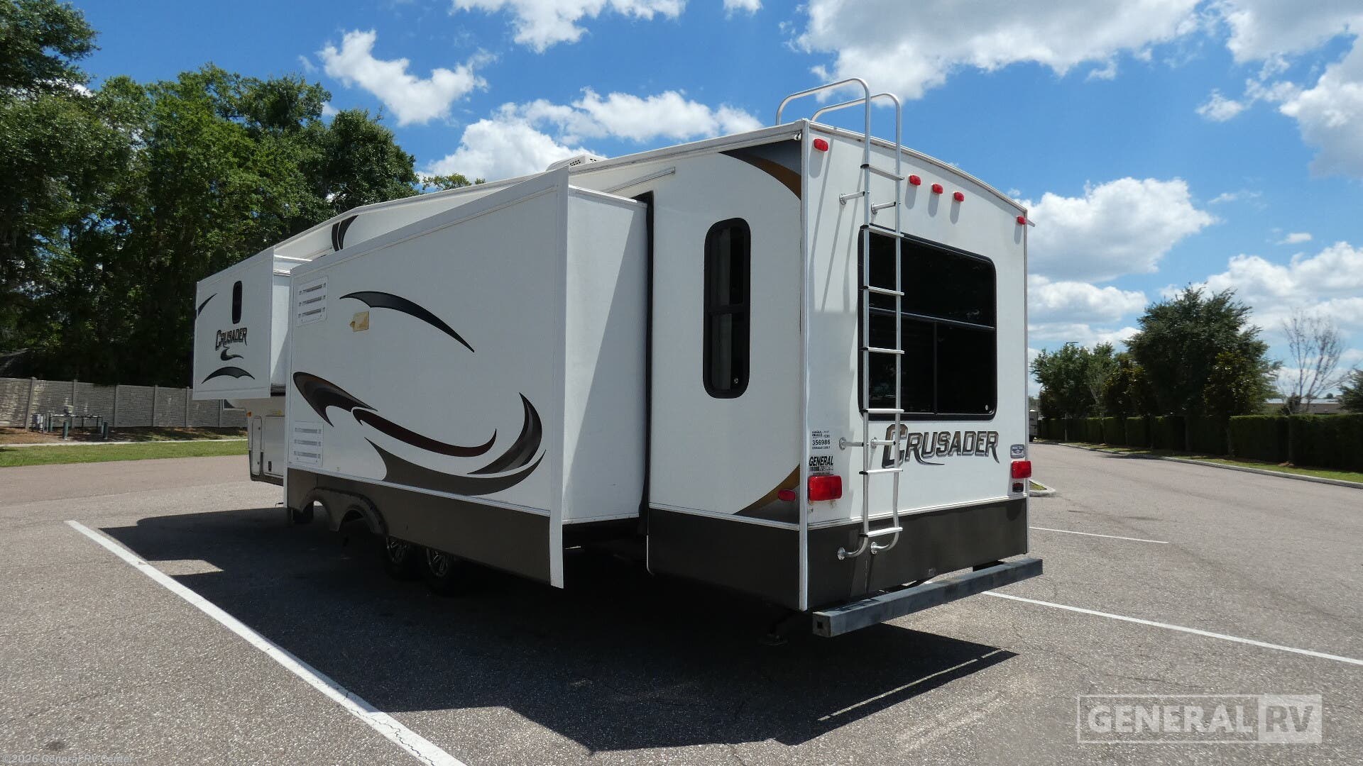 2013 Crusader 320RLT by Prime Time from General RV Center in Dover, Florida