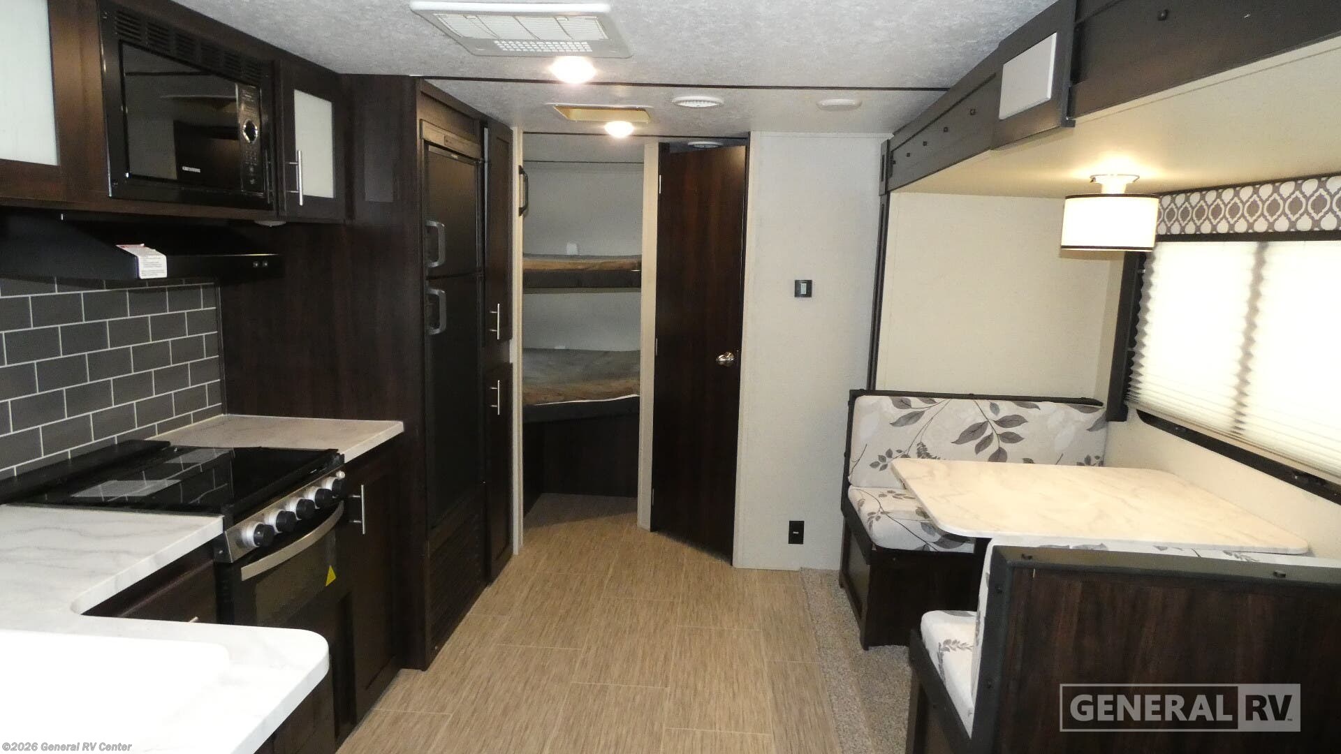 2019 Prime Time Tracer Breeze 26DBS - Used Travel Trailer For Sale by General RV Center in Dover, Florida