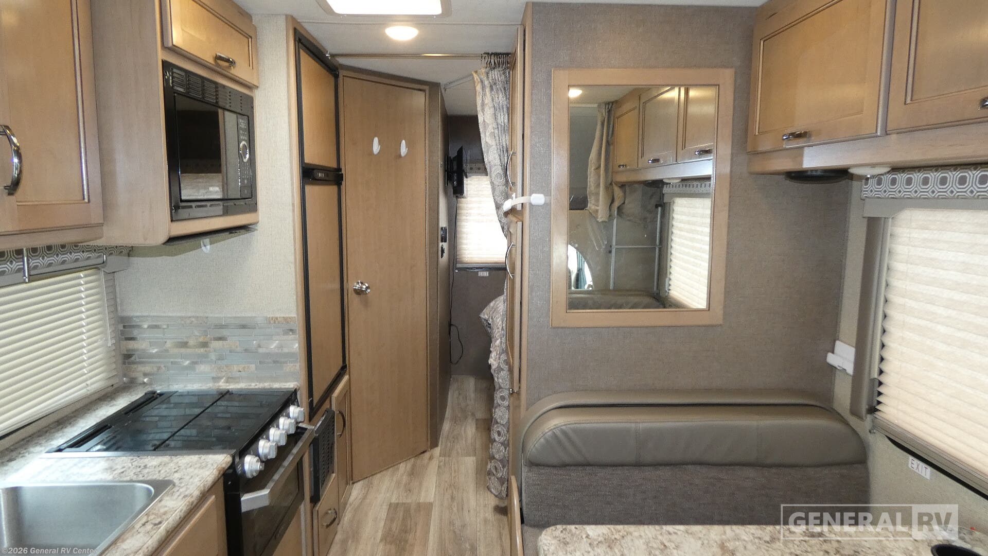 2019 Thor Motor Coach Four Winds 22B - Used Class C For Sale by General RV Center in Dover, Florida